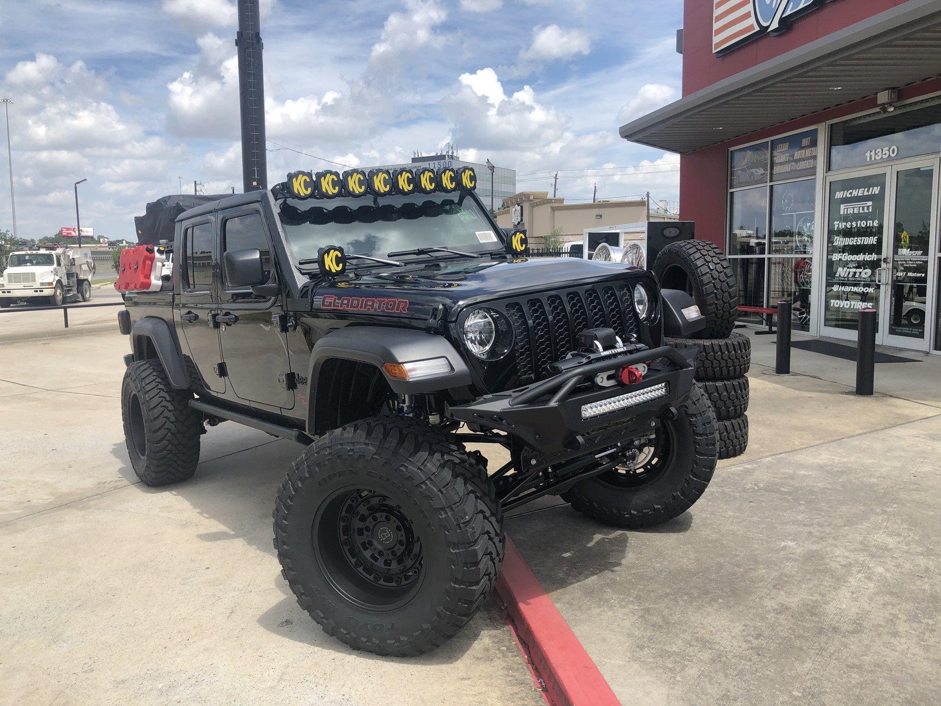 Jeep Gladiator HYDRO BLUE PEARL Gladiator JT Club EDDF78FA-87BE-482C-AD73-3B9CF68D264F