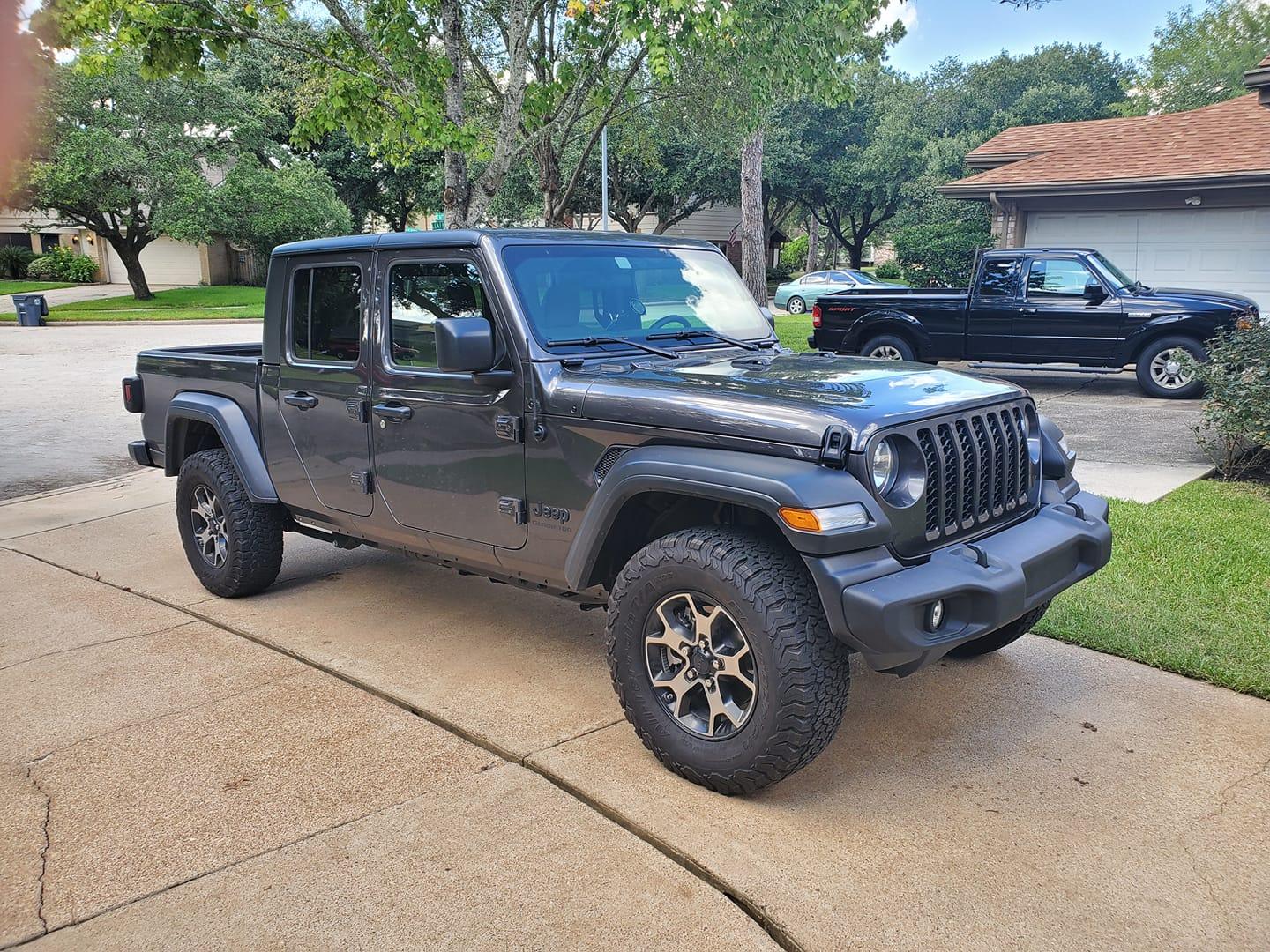 Jeep Gladiator GRANITE CRYSTAL JT Gladiator Club 70901592_10215470820827405_3499221847323443200_o
