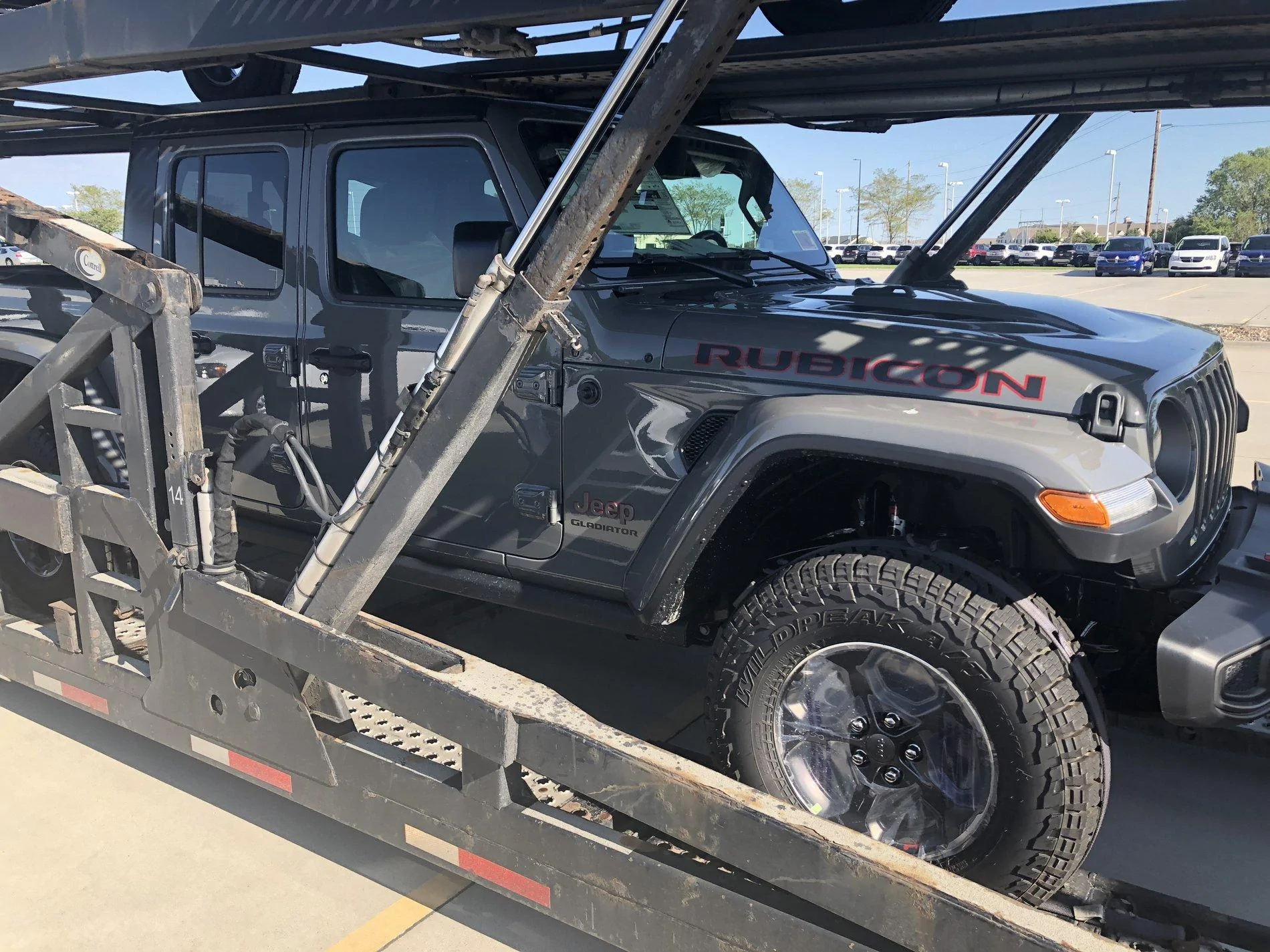 Jeep Gladiator Sting grey owners (future) check in IMG_2380