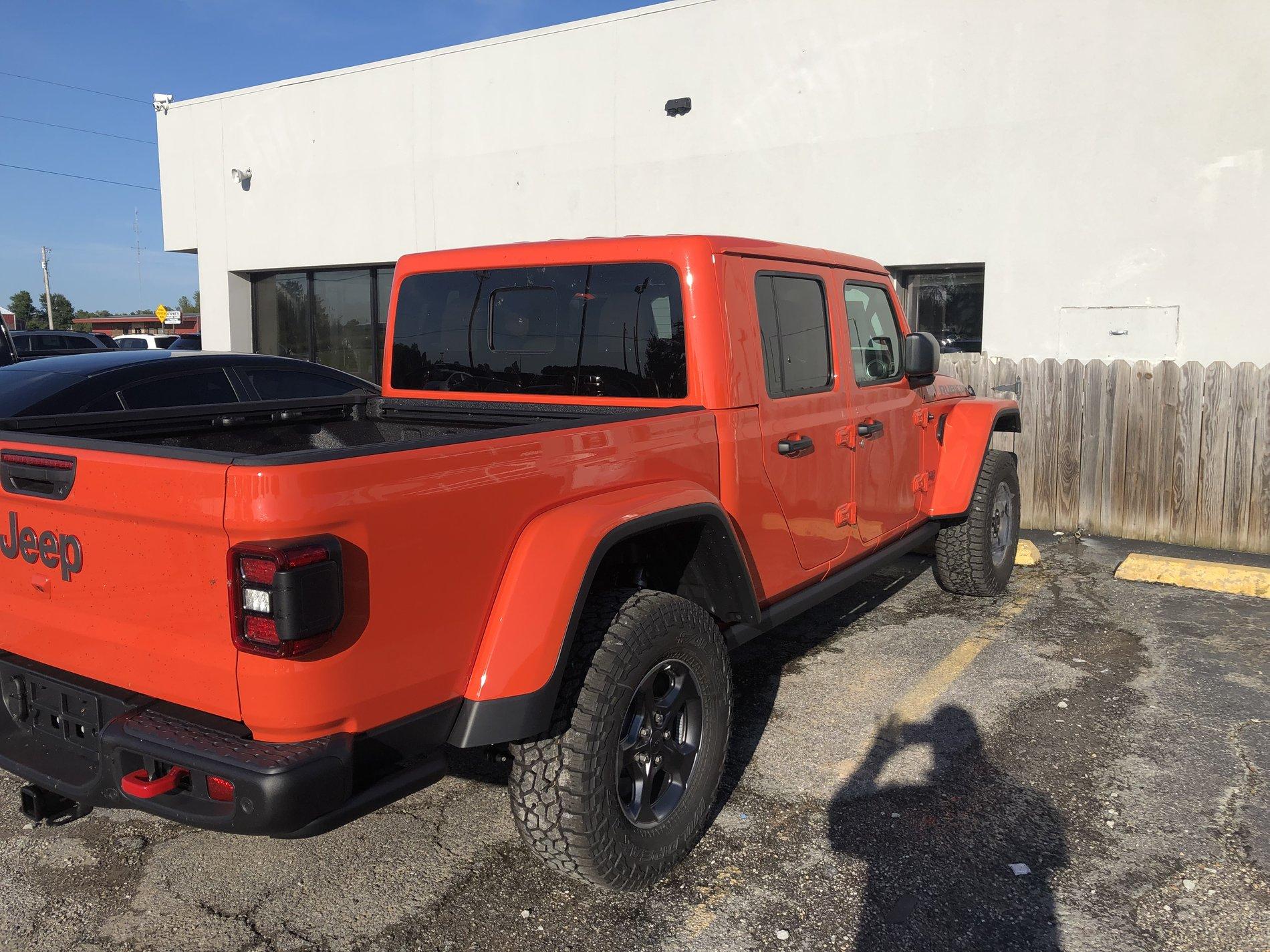 Jeep Gladiator PUNK'N Gladiator JT Club EC058E84-025C-4BF1-AA56-BB396722D199