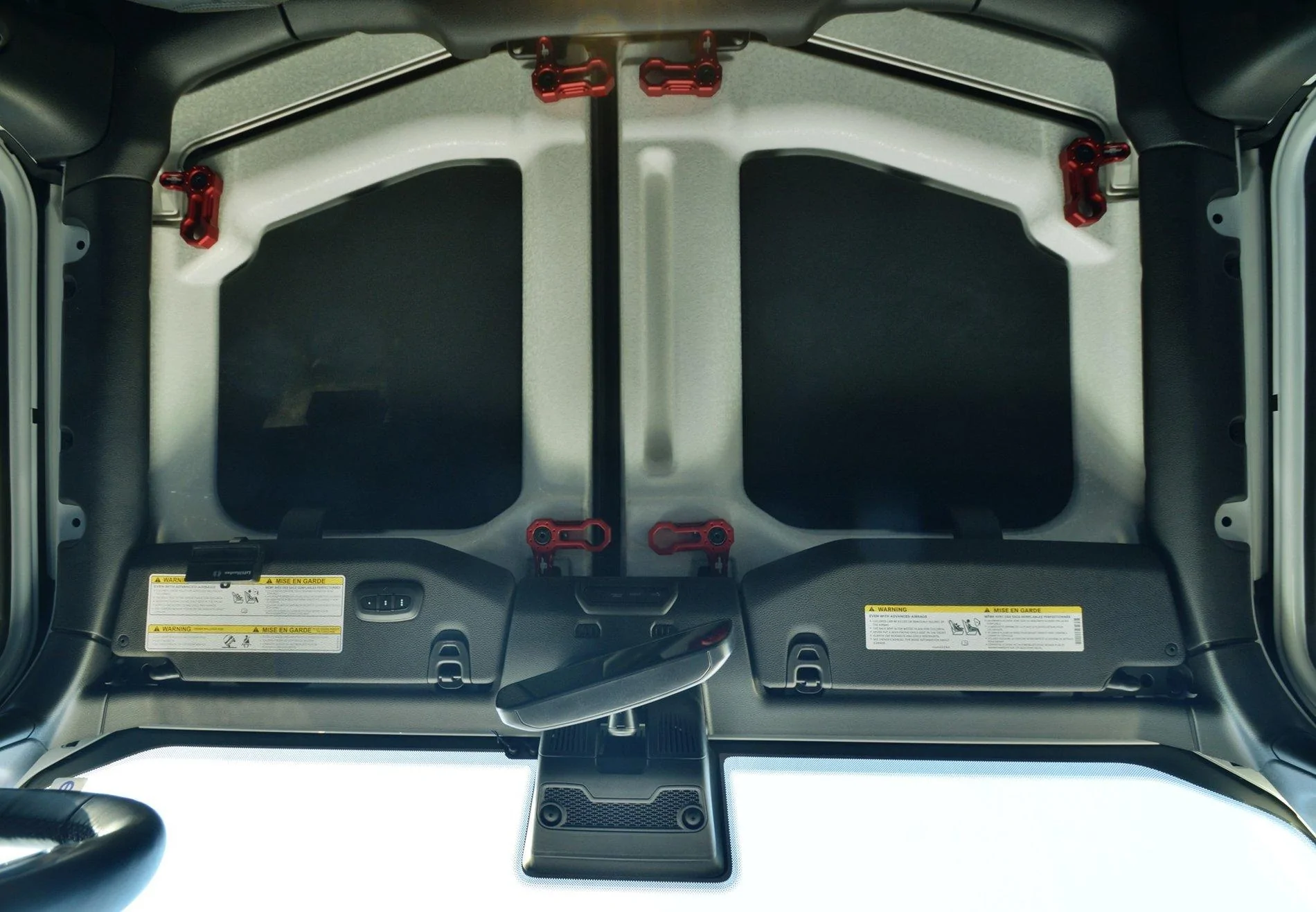 Jeep Gladiator New Agency-6 roof latches 71336399_10217951907927803_4478179932148596736_o