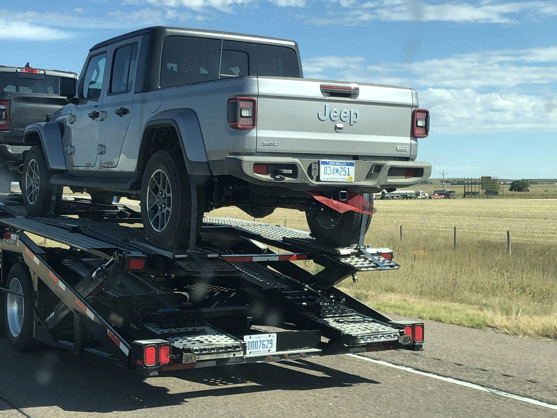 Jeep Gladiator 2020 Diesel Jeep JLU makes official public debut 68FFE2D7-7668-4D4E-B1AB-4CB9D88A0510