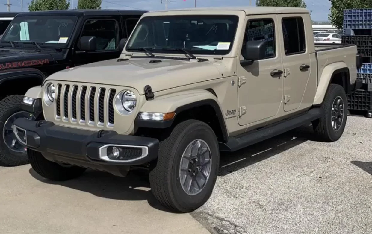 Jeep Gladiator GOBI Gladiator JT Club C73EA59E-2E9A-483F-BB66-1123016C15F6