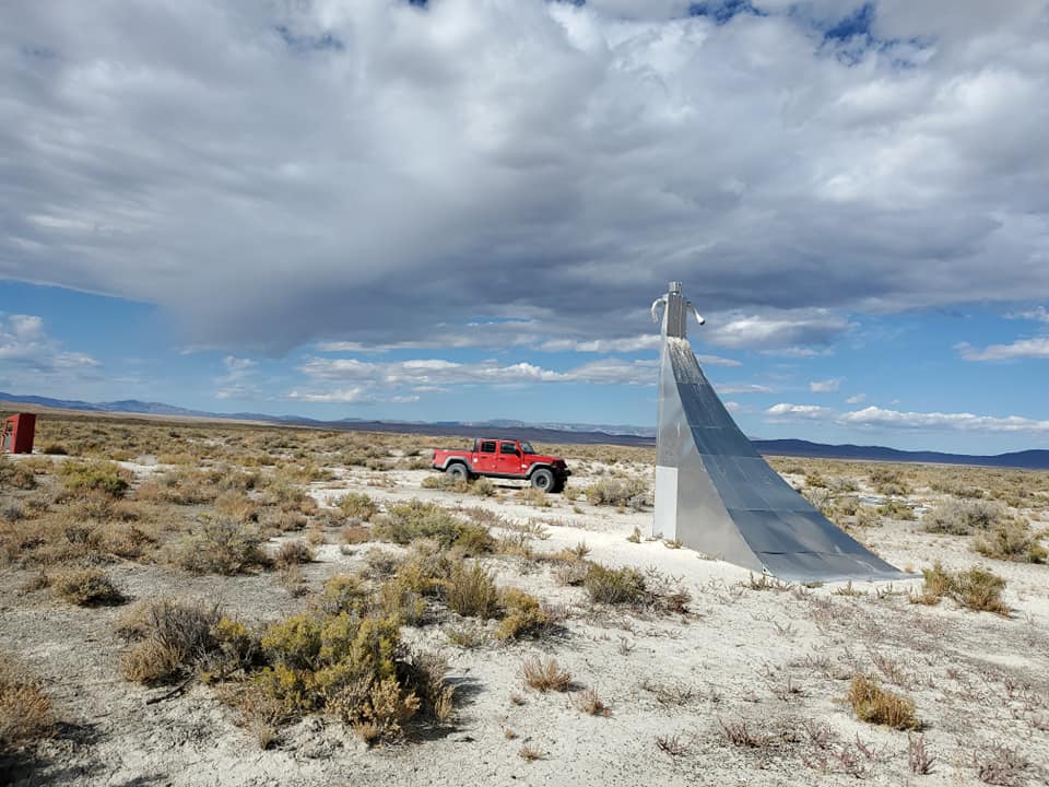 Jeep Gladiator Running the entire expanse of the Great Salt Lake nc_oc=AQkR50tgJxUJ3Pz8Fzy69XH9P0fu0bC3MR3WF2xdZuLhJGLM17NaECU4_Prx7514Kso&_nc_ht=scontent-sjc3-1