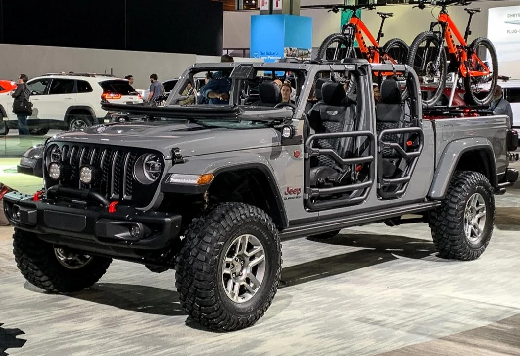Jeep Gladiator Sting grey owners (future) check in 20190318_050932