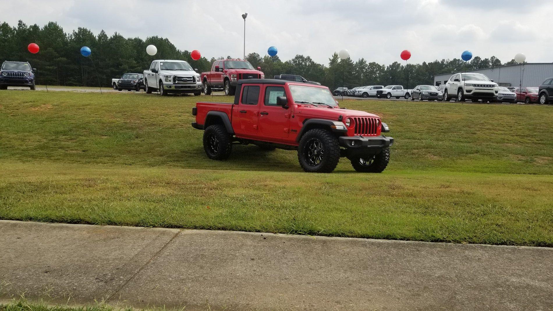 Jeep Gladiator 2020 Jeep Gladiator Pricing: $33,545 (Sport), $40,395 (Overland), $43,545 (Rubicon) + Options Prices 20190928_135626