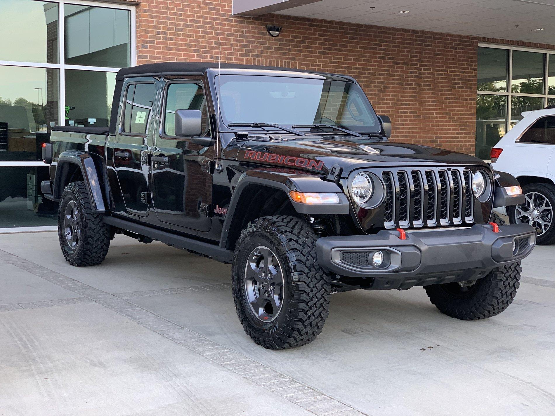 Jeep Gladiator Took Delivery of Your JT? Sign in Here! 5EA7E041-94D2-48EC-BFE5-9B499B03BD0C