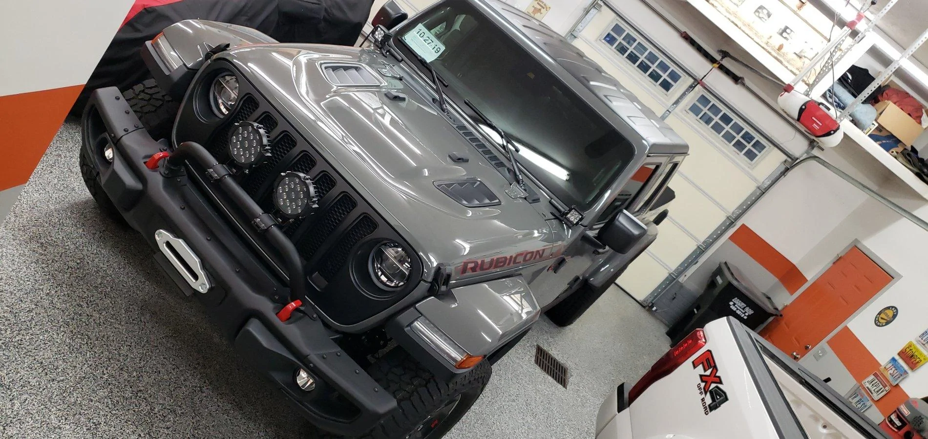 Jeep Gladiator Sting grey owners (future) check in 20190929_075845