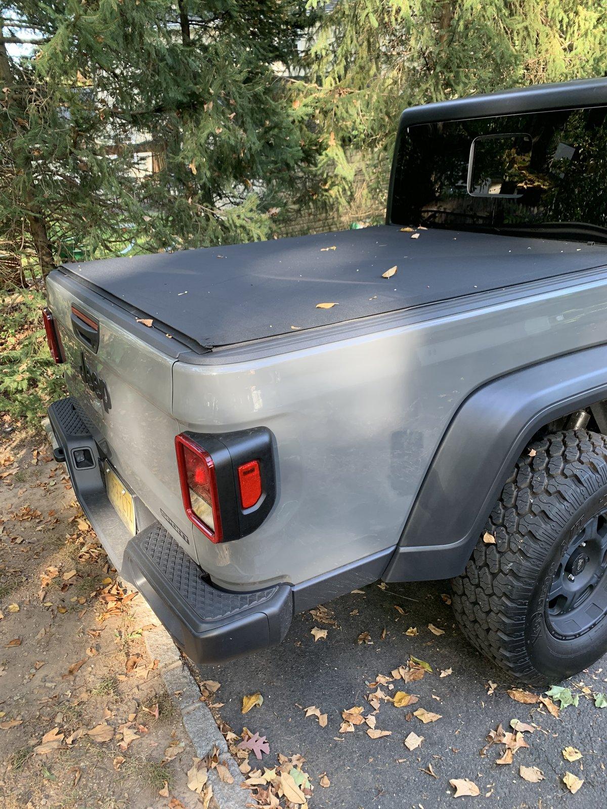 Jeep Gladiator Aftermarket Tonneau Covers? E31E4B6F-8DC8-45D2-BAB4-F744EDE5DFDA