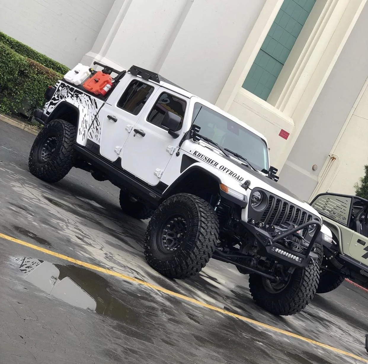 Jeep Gladiator BRIGHT WHITE Gladiator JT Club BC9E7428-2BEF-48CC-A3AA-739B82F06EE6
