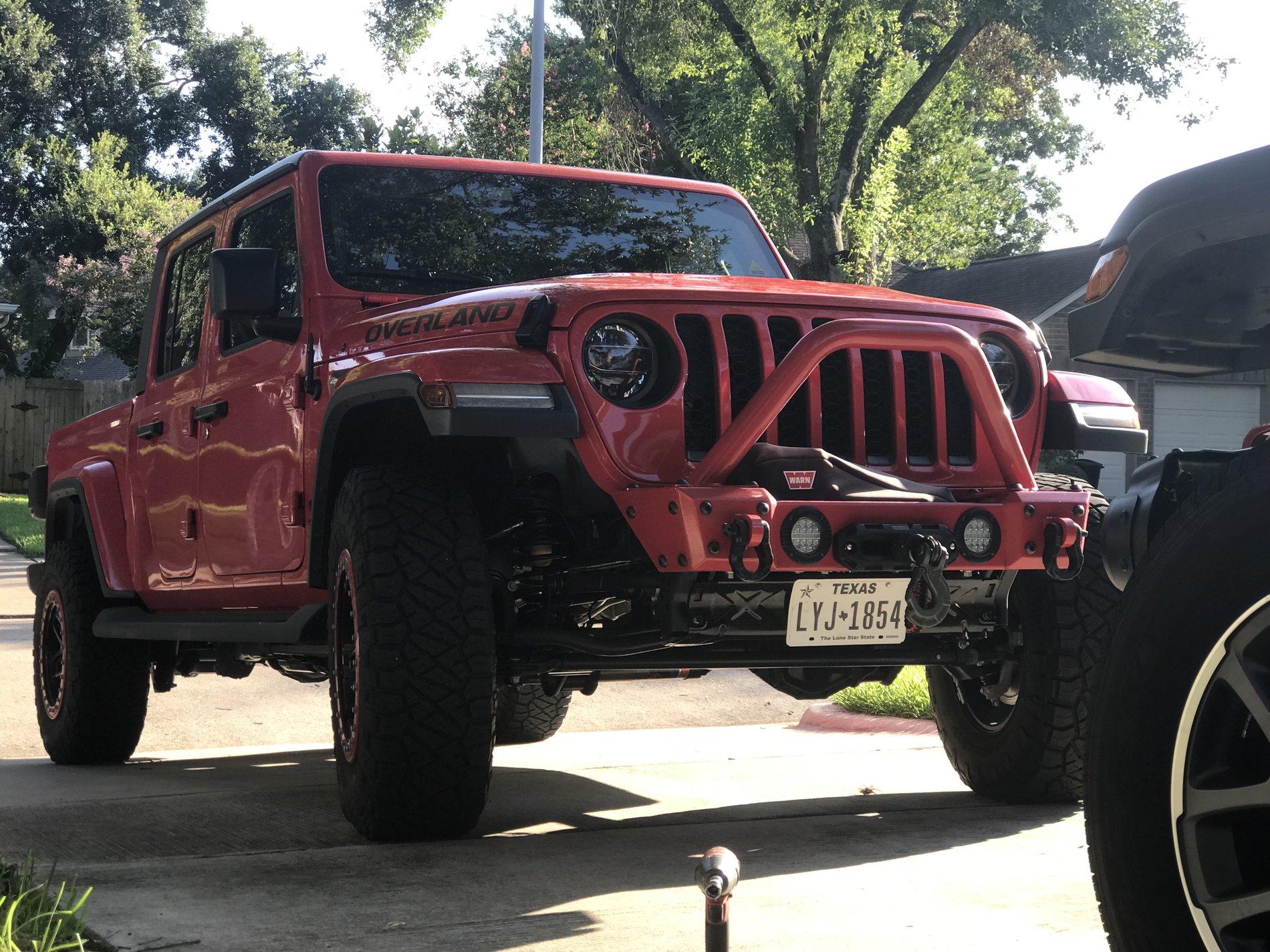Jeep Gladiator BUMPERS! EDA2D4B0-7911-41A5-8A68-CC20E2F4B114