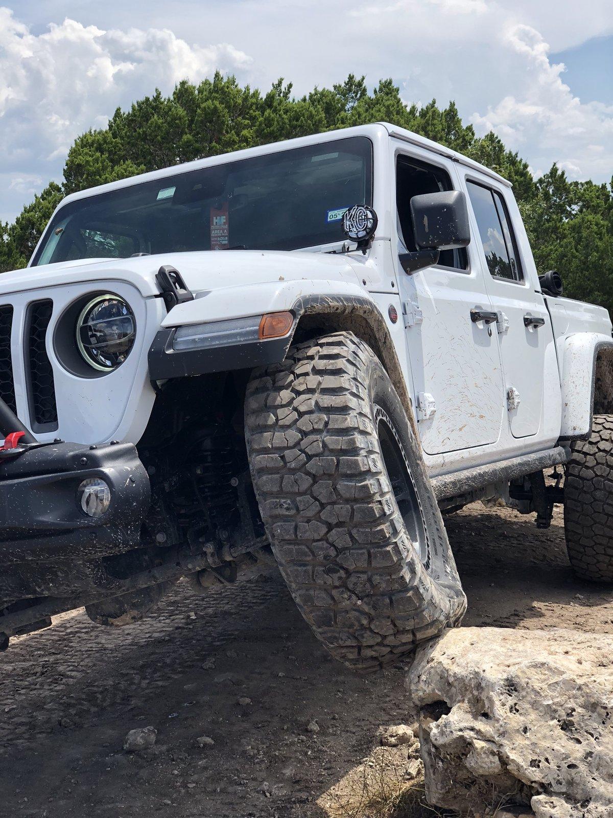 Jeep Gladiator Gladiator Flex pictures E6D25E85-3206-4B8D-A9A4-26F9B9633A80