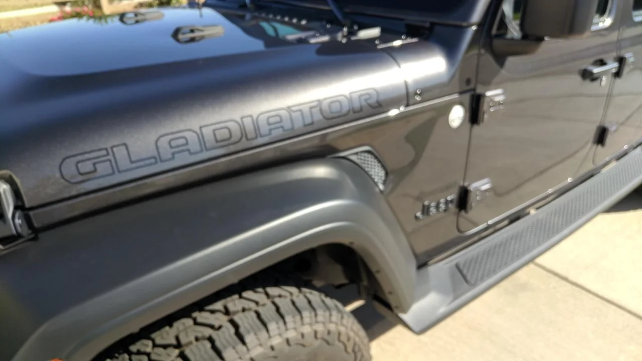 Jeep Gladiator Below Invoice Discussion @ Motor Inn of Spirit Lake IMG_20190930_101054