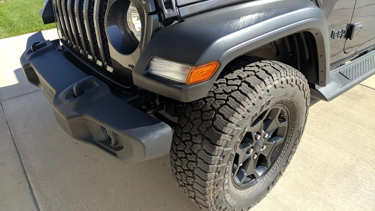Jeep Gladiator Below Invoice Discussion @ Motor Inn of Spirit Lake IMG_20190930_101048