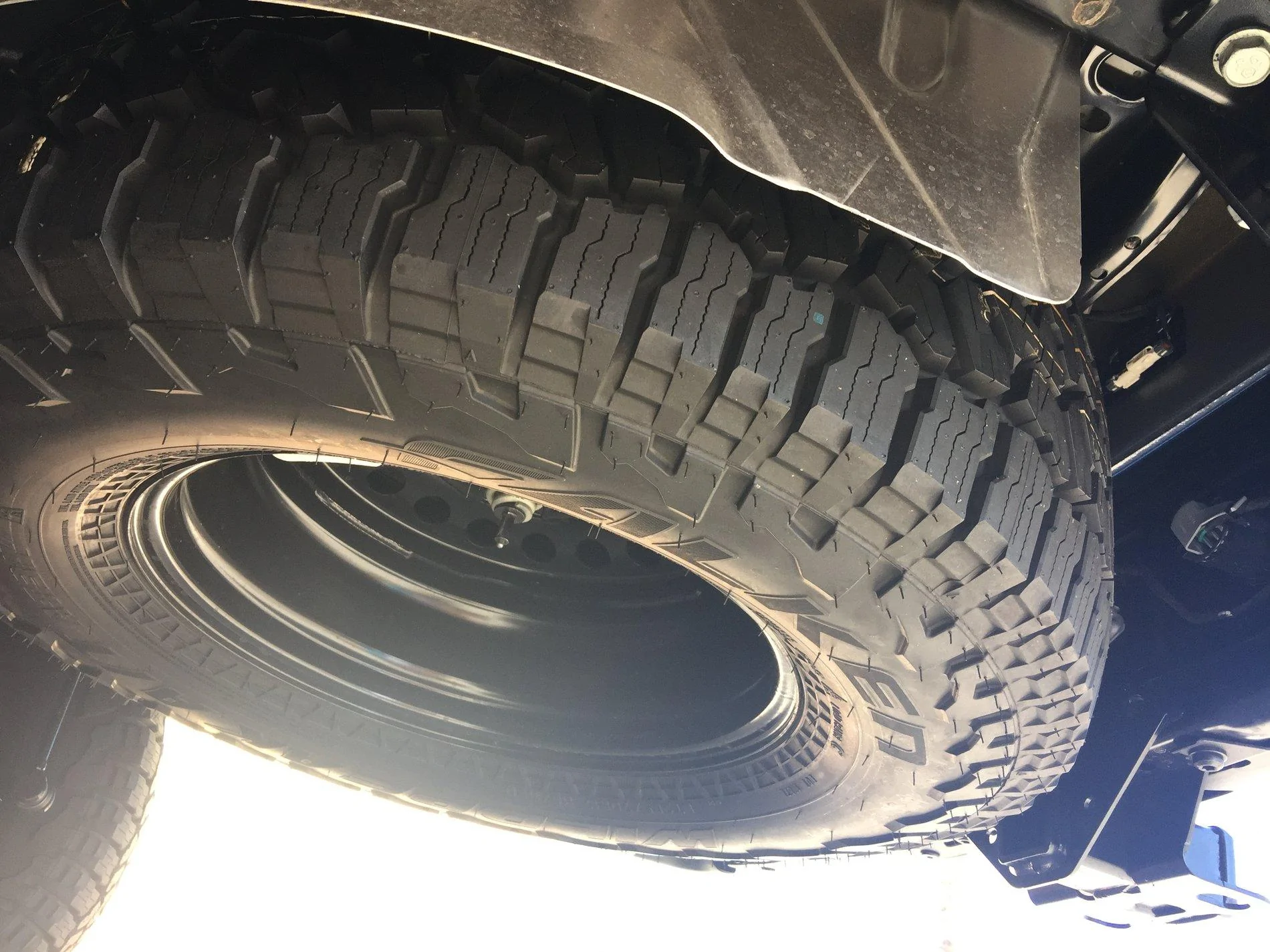 Jeep Gladiator launch Edition Wheels (4+1) and 5 tires - Rubicon takeoffs (PHX) 3B79DE37-9B93-470C-A2EE-C4E8A535514C