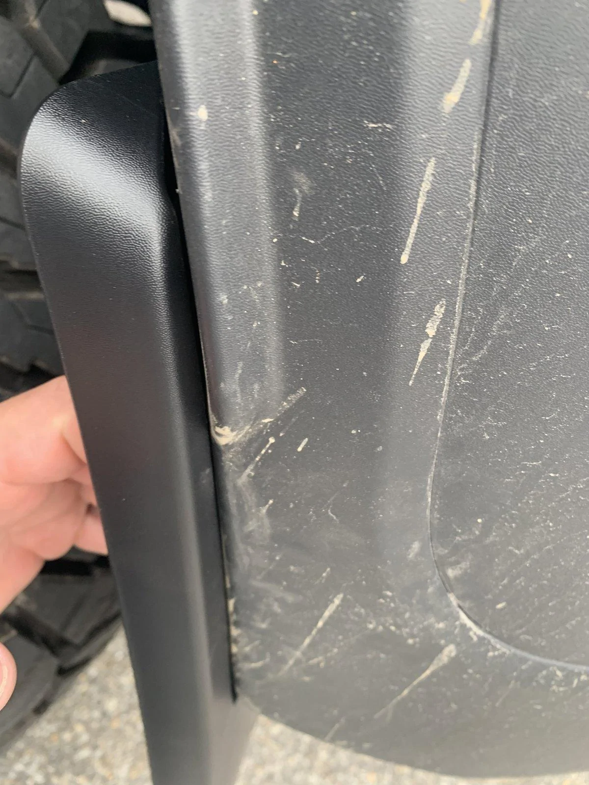 Jeep Gladiator Mopar rear mudflaps not fitting.. what am I missing? 1046D898-B111-4B65-B354-F1C084D1B26F