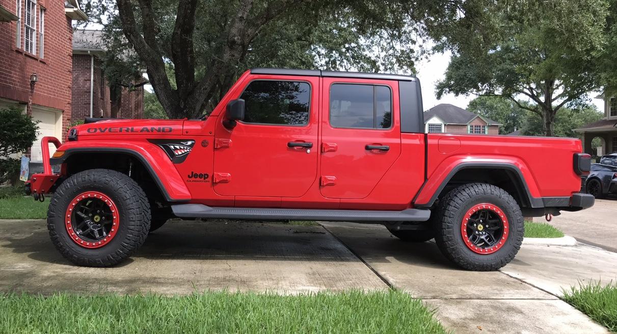 Jeep Gladiator Difference between Sport S and Rubicon Suspension 3996E5D1-F055-4B65-9A4C-BC40DD932F23
