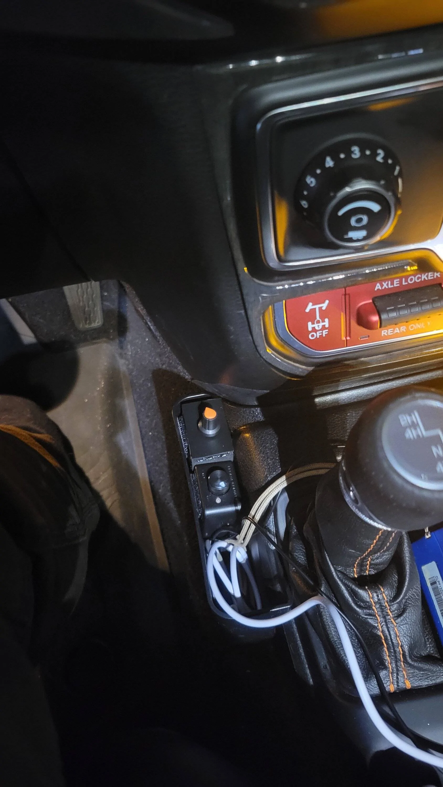 Jeep Gladiator Mopar brake controller worth it? 20231218_111532