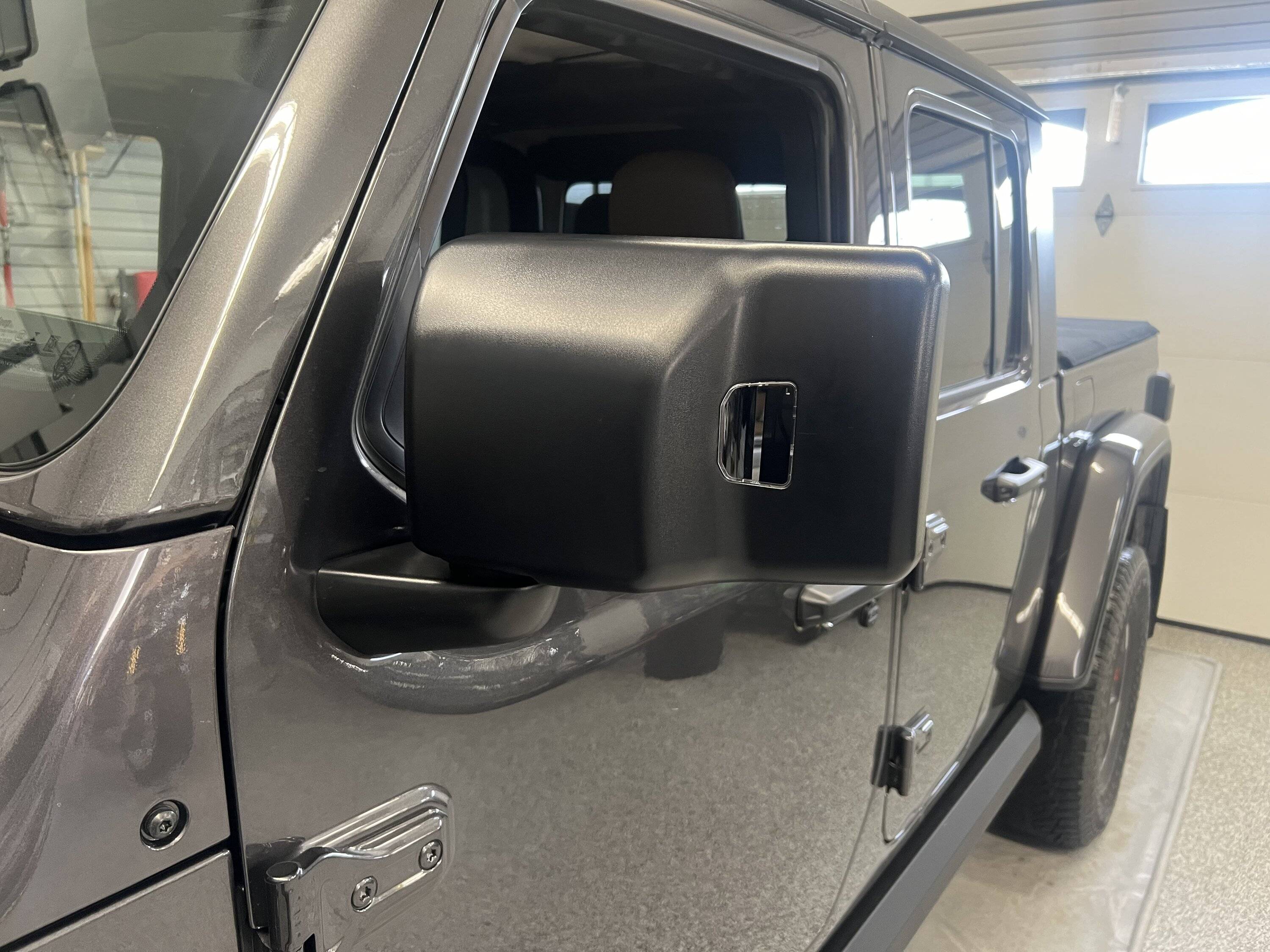Jeep Gladiator Tow mirrors options? IMG_5673