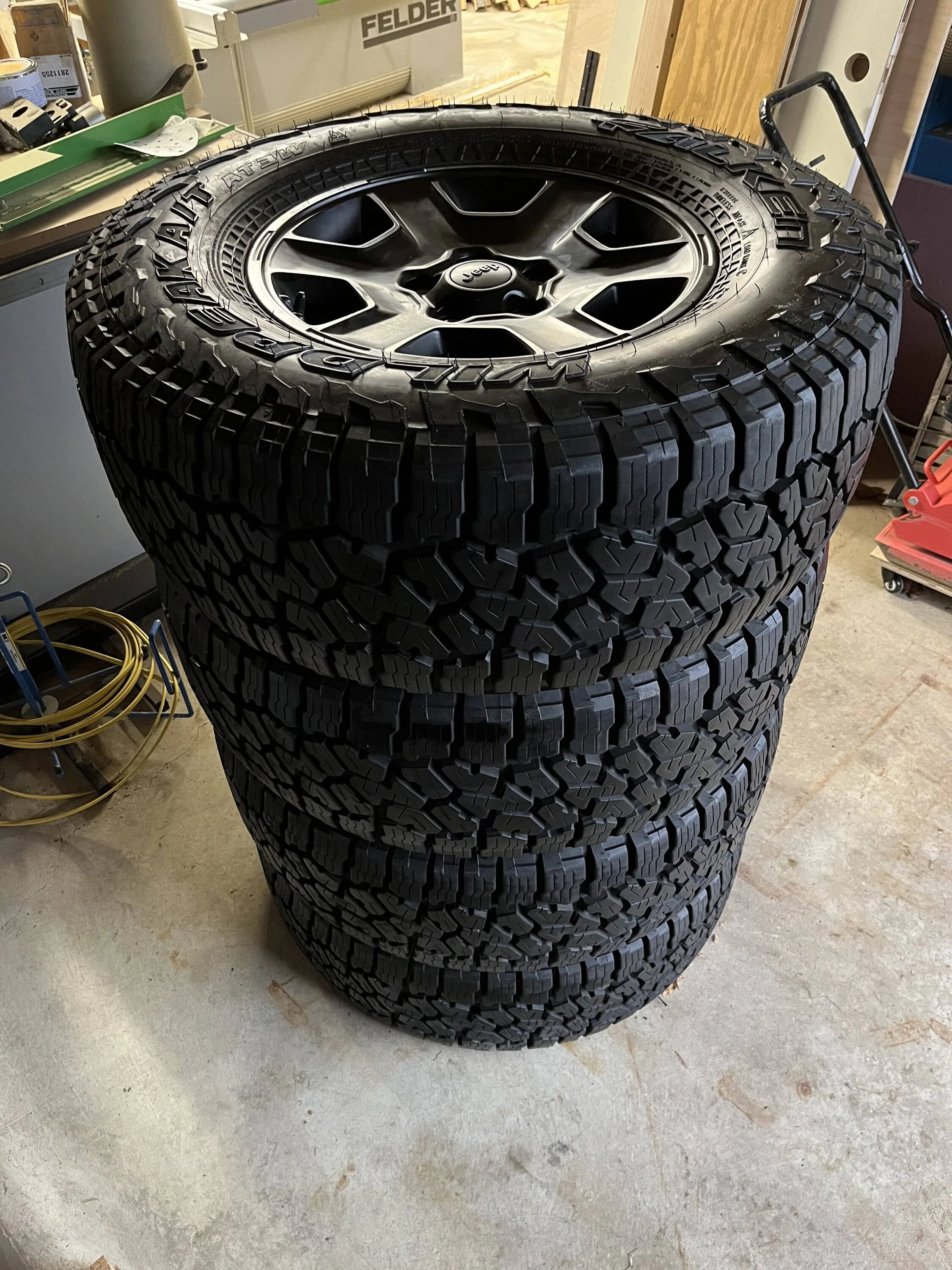 Jeep Gladiator Set of 4 Mojave wheels and Falken Wildpeak AT3 33” with TPMS. Like new. Buffalo, NY $1,000 IMG_8013