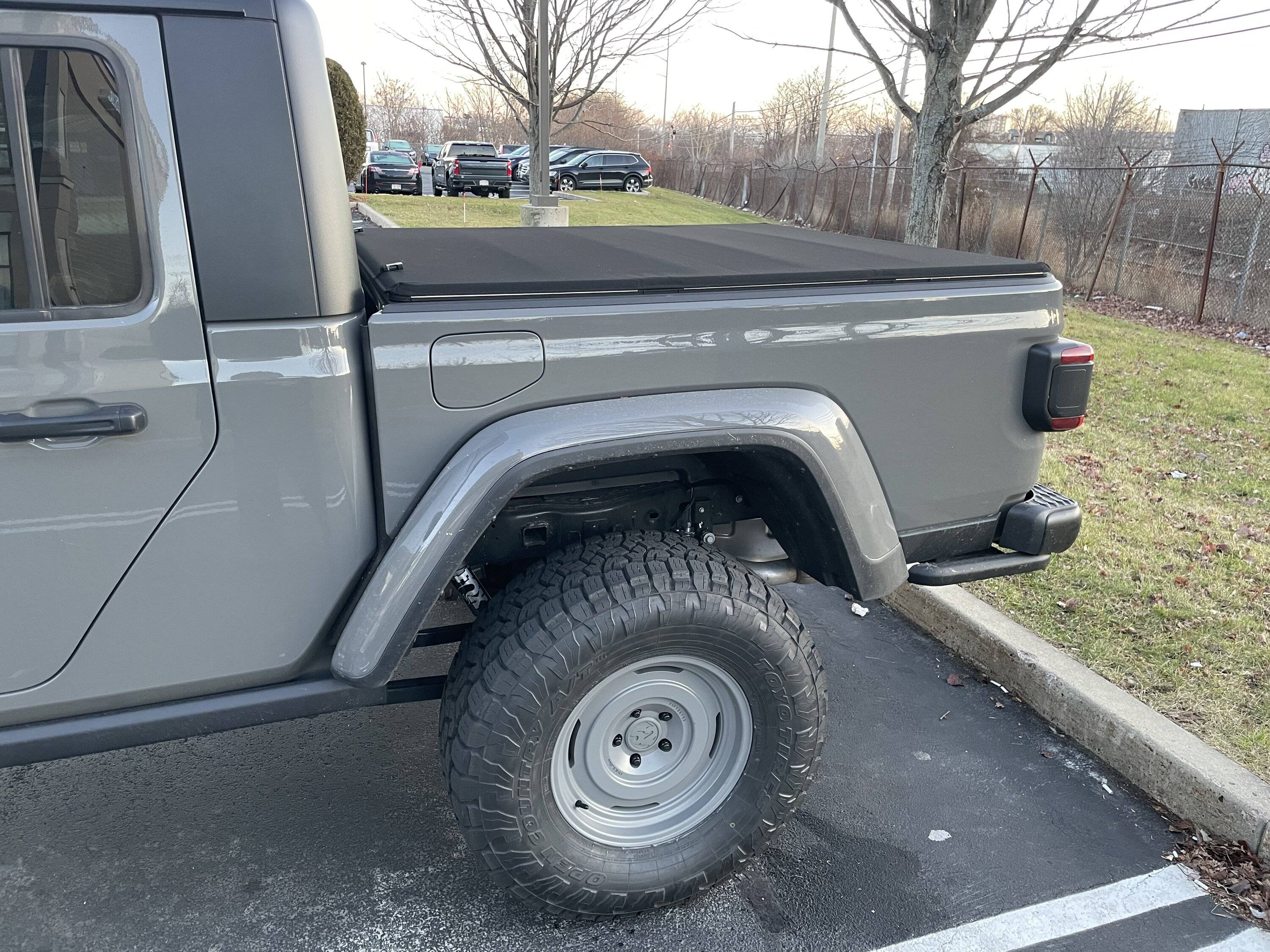 Jeep Gladiator Clayton 1.5" Ride Right Lift Kit lnstalled! Plus Fifteen52 Analog, Bestop tonneau cover, and Jeep bumper! 58EB9089-7F8C-46A9-BB0E-6A481B2E9A4C