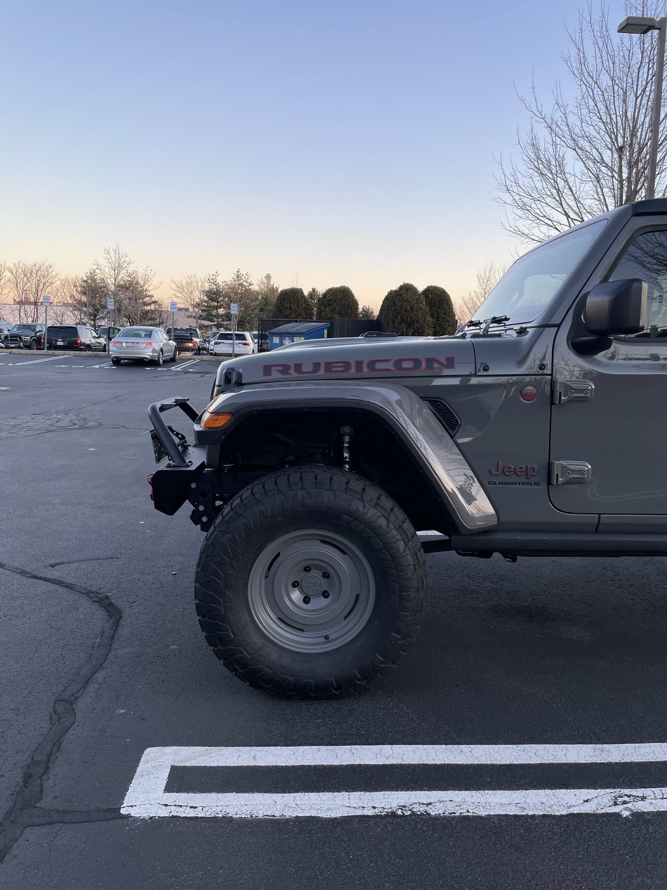 Jeep Gladiator Clayton 1.5" Ride Right Lift Kit lnstalled! Plus Fifteen52 Analog, Bestop tonneau cover, and Jeep bumper! 84AC07FB-1FB1-4DAE-9F08-490A43BBADA0