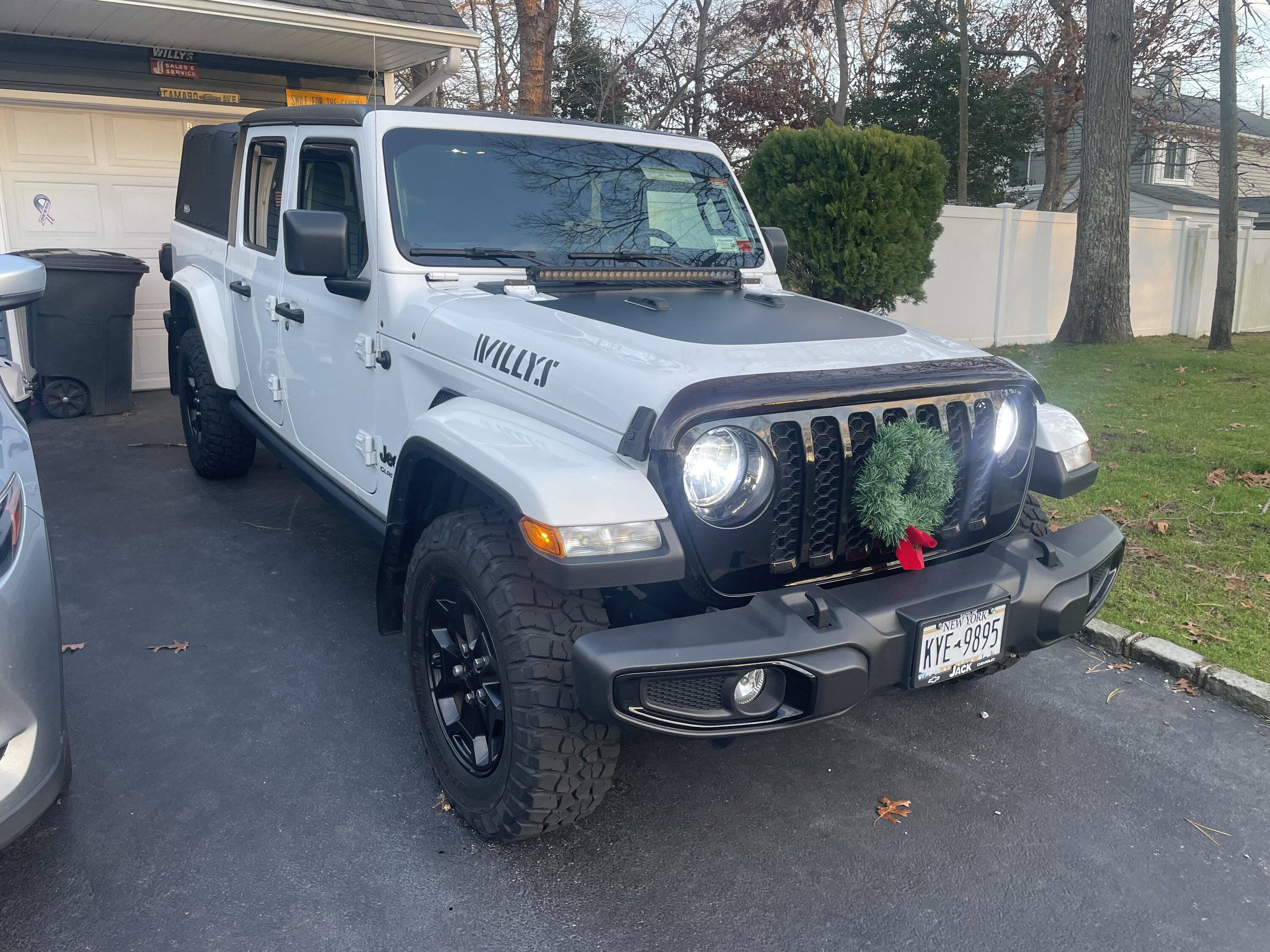 Jeep Gladiator 2021 Gladiator Willys Manual Trans PRICE DROP 34K IMG_9026