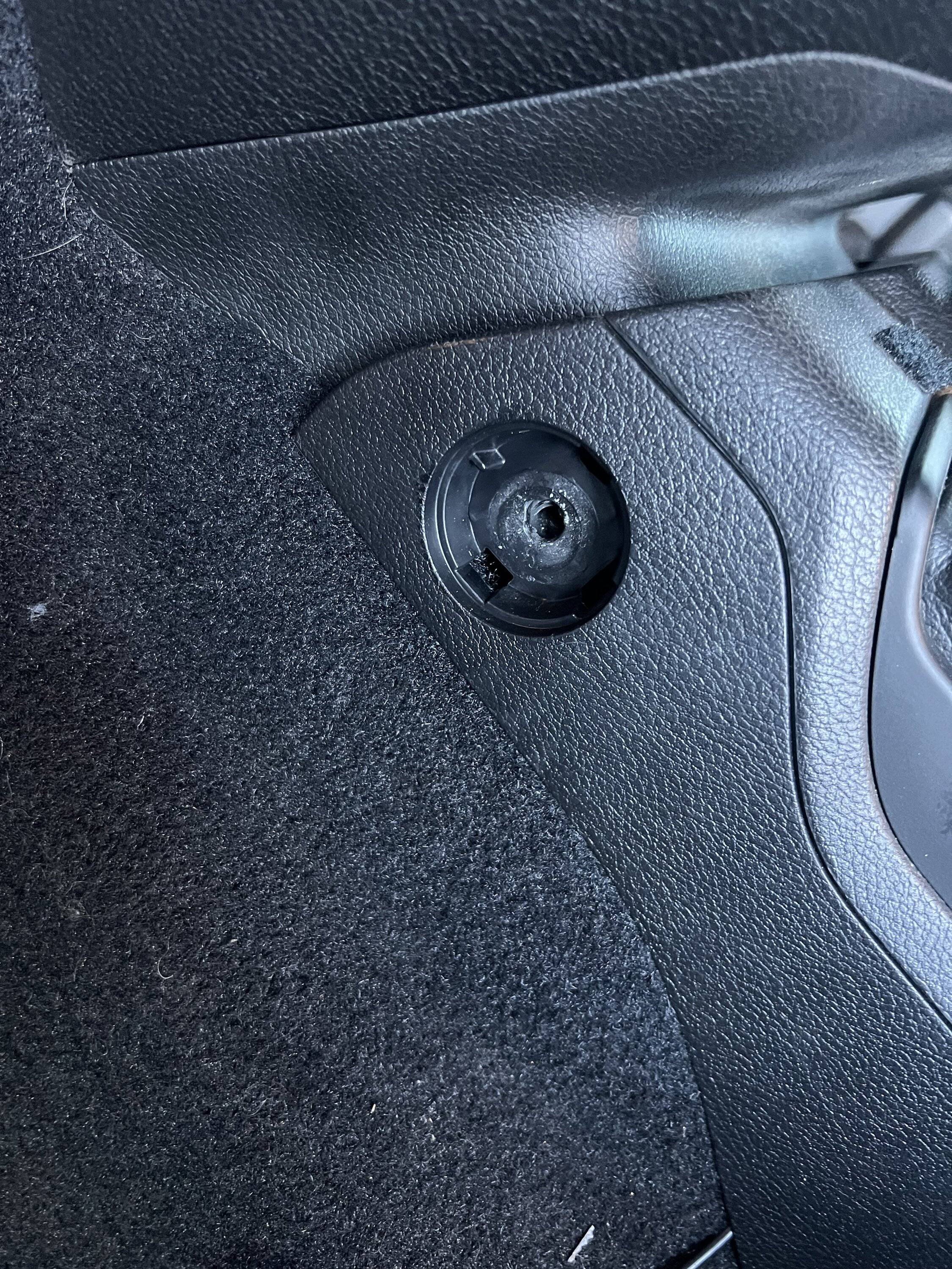 Jeep Gladiator DIY Midland radio mount IMG_6436