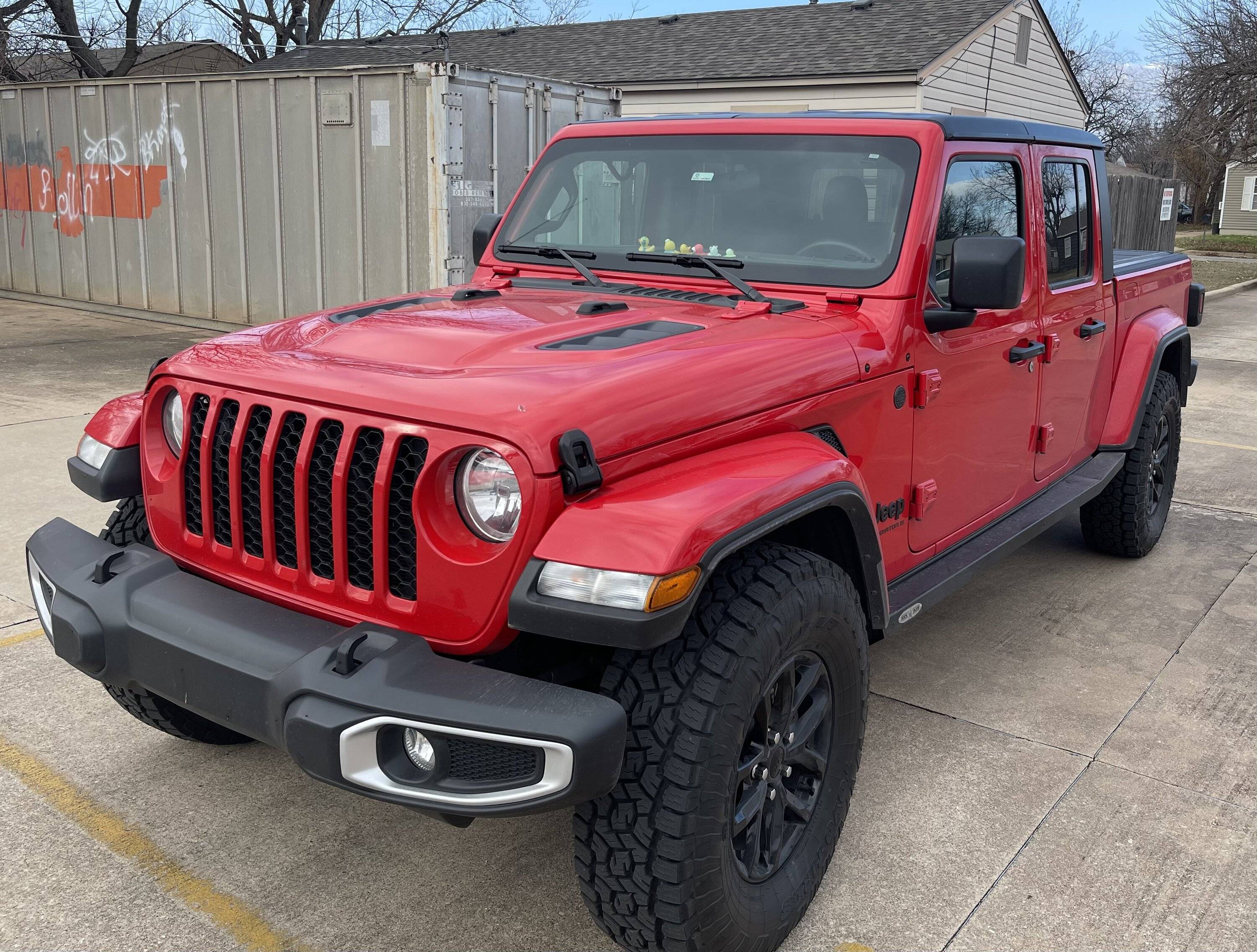 Jeep Gladiator Hail! Hail! Rock and Roll! Need hood replacement and looking for sugestions. IMG_5754