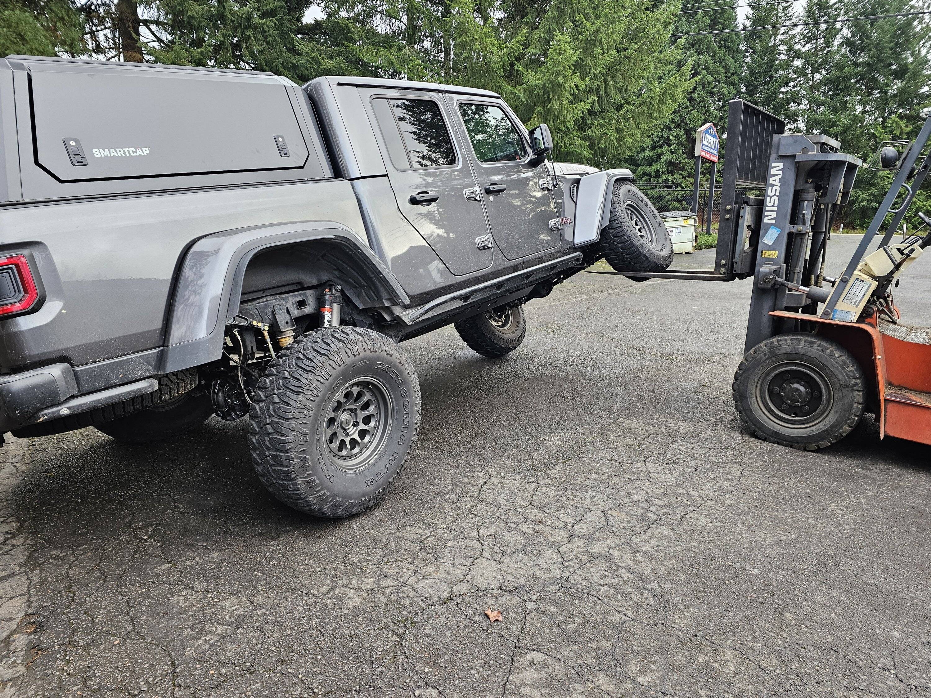 Jeep Gladiator Rockjock Antirock rear HD. 20231223_145314