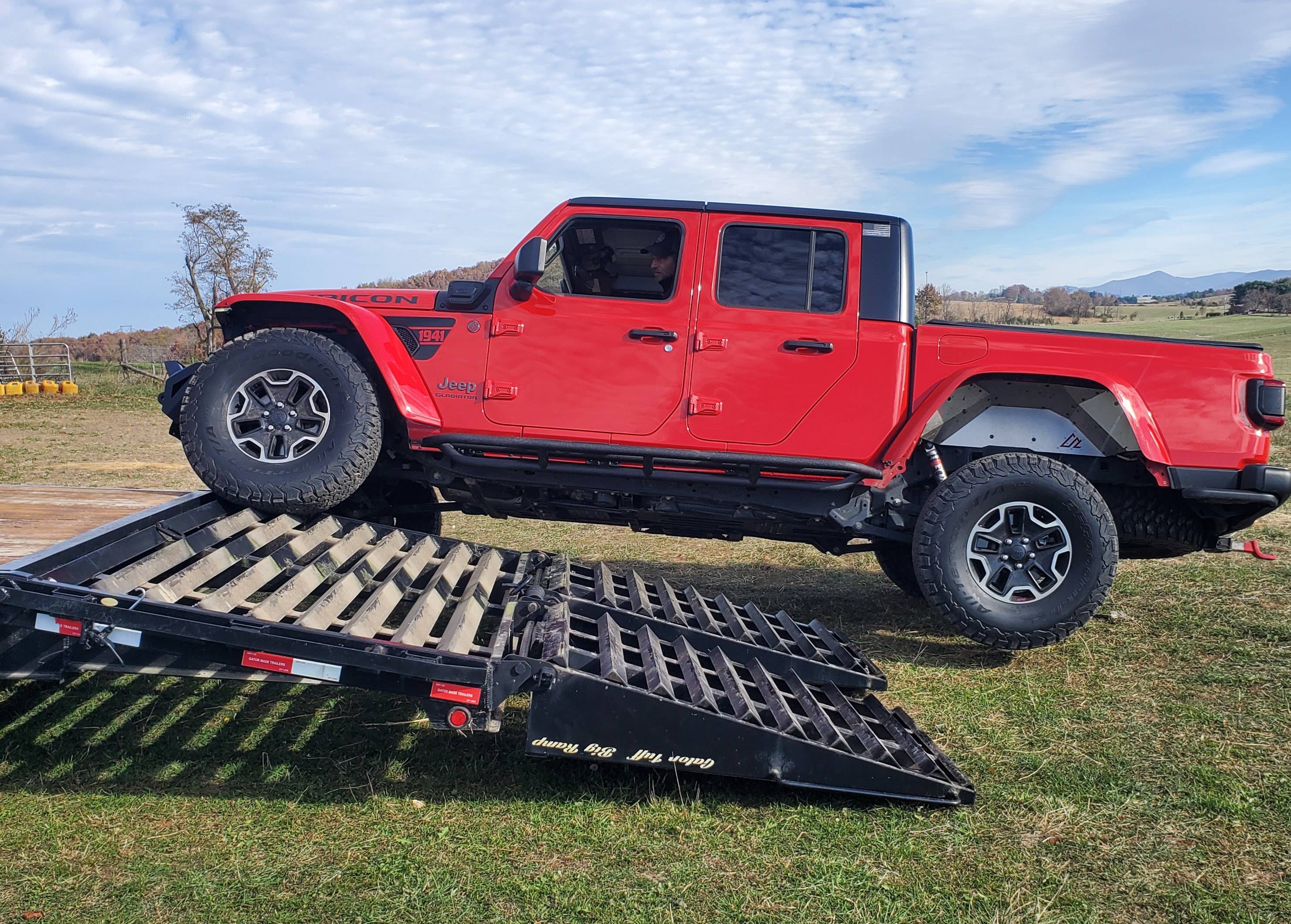 Jeep Gladiator Any members in the Lynchburg / Altavista Va area? 20231104_105019