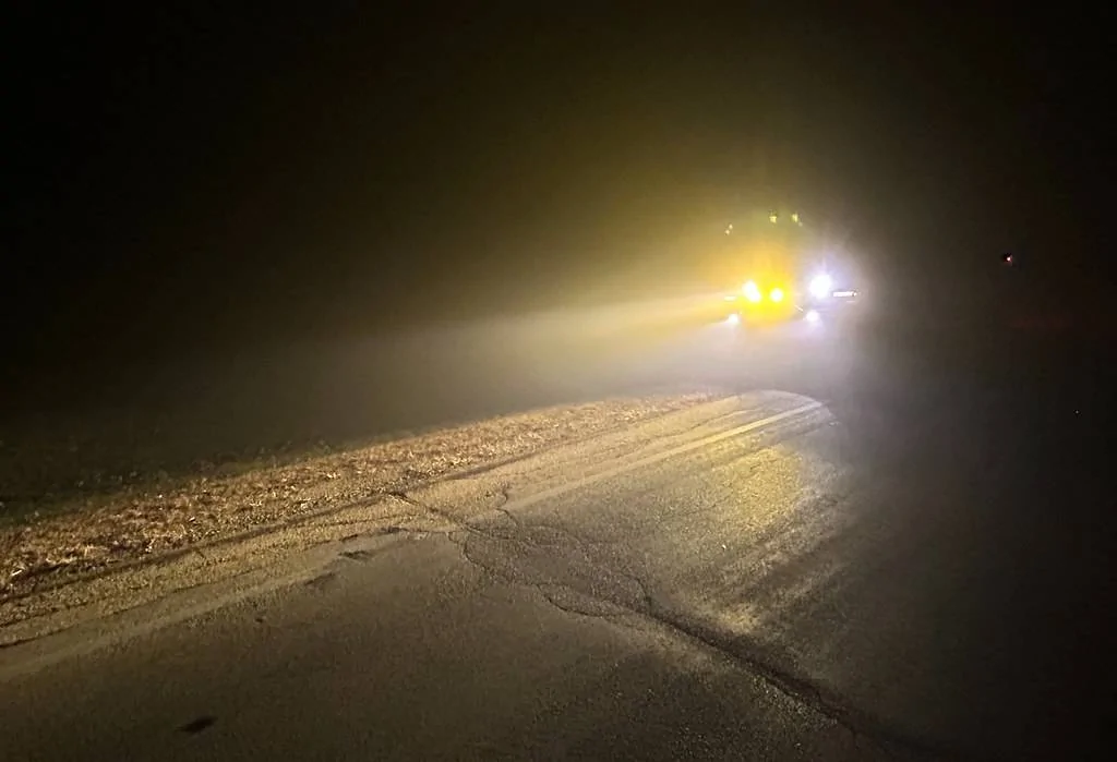 Jeep Gladiator Looking for help with yellow driving lights for snow 53418760414_b7e41ed066_