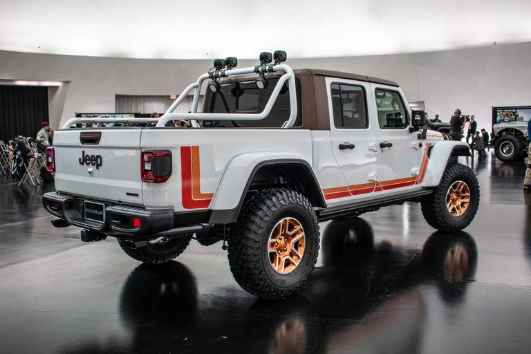 Jeep Gladiator Who makes the best Scrambler decal kit? jeep-gladiator-jt-scrambler-20