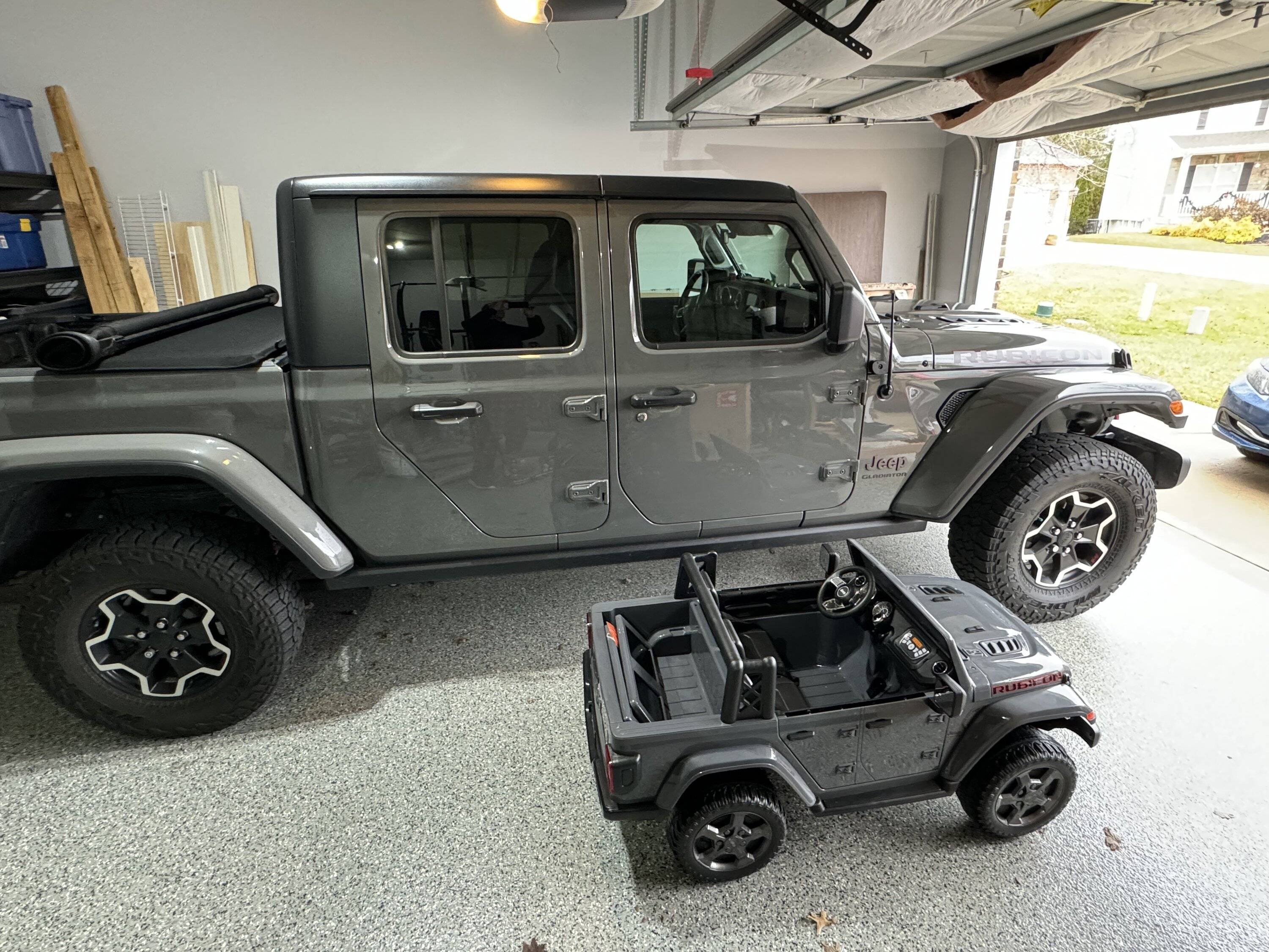 Jeep Gladiator What did Santa bring your JT??? IMG_5963