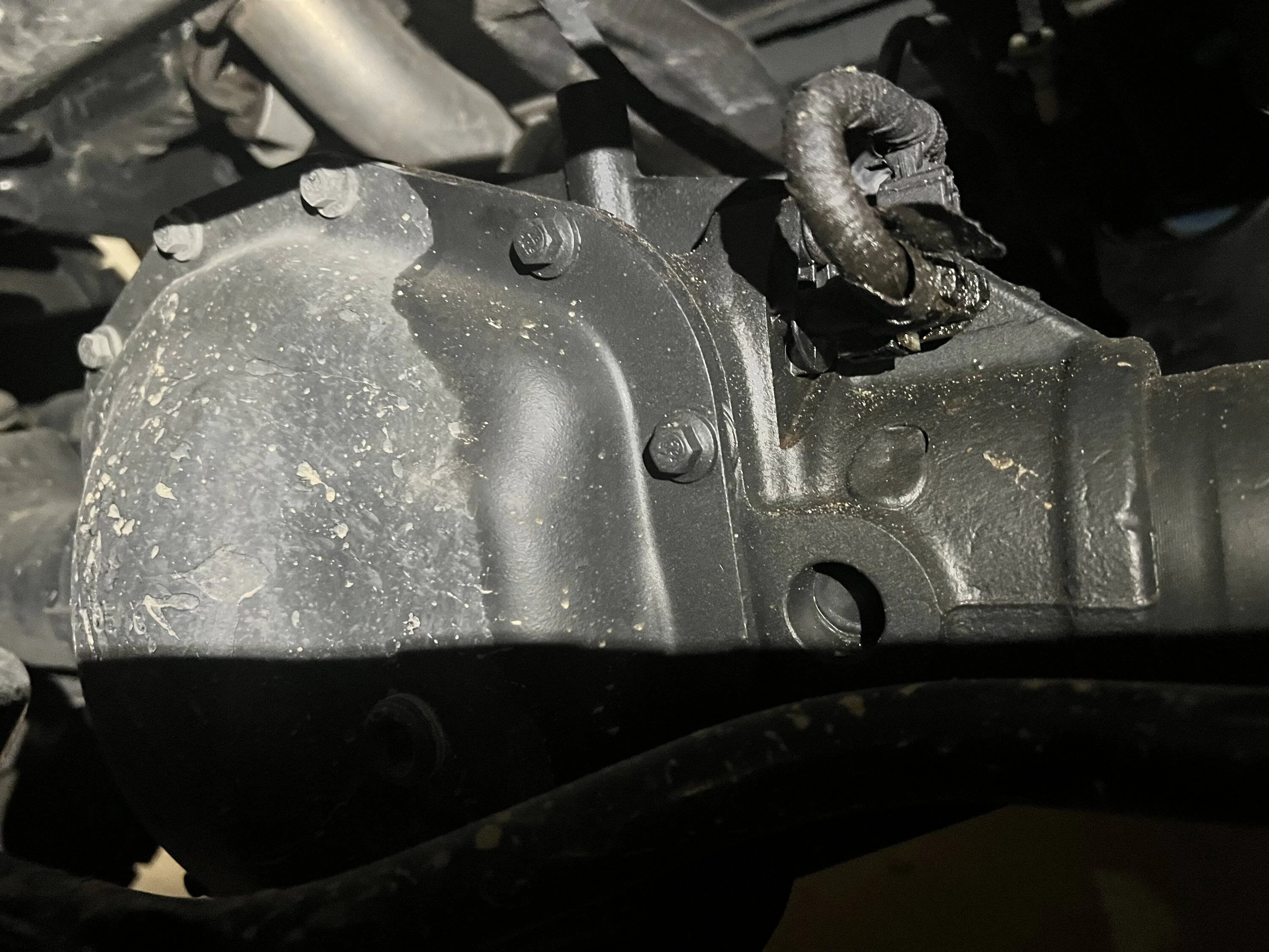 Jeep Gladiator Has anyone had a rear diff leak yet? IMG_4852