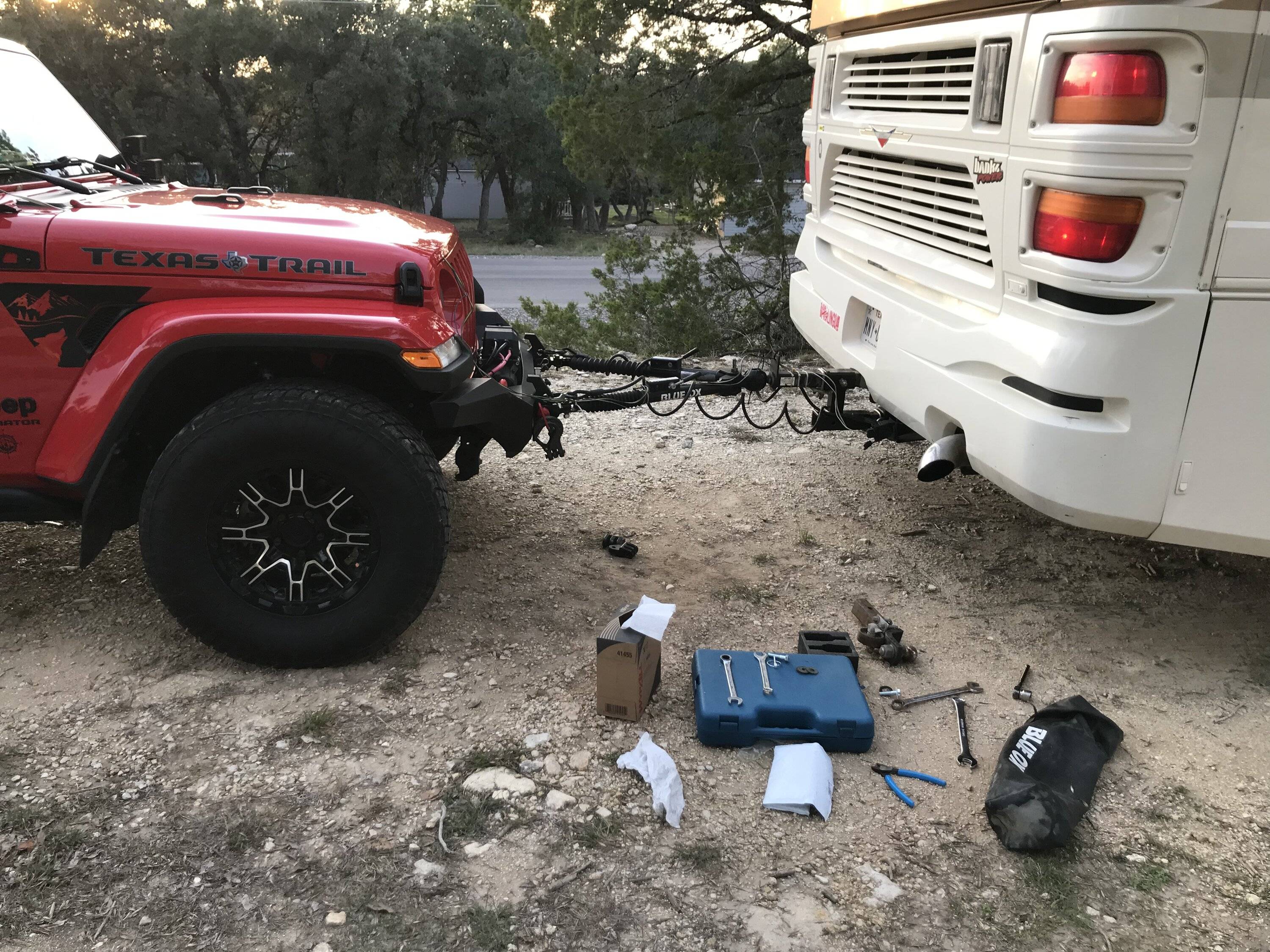 Jeep Gladiator Flat towing Jeep Rubicon 2DC7D9E3-95FA-4414-AC36-2C5A9DAD4D81