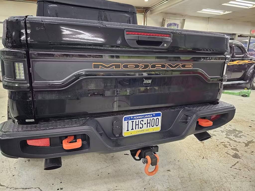 Jeep Gladiator Teaser Video for Racetrack and Flush Mount Installation! + Behind Scenes Photo Shoot 412321435_791958332975739_89960319000054830_n
