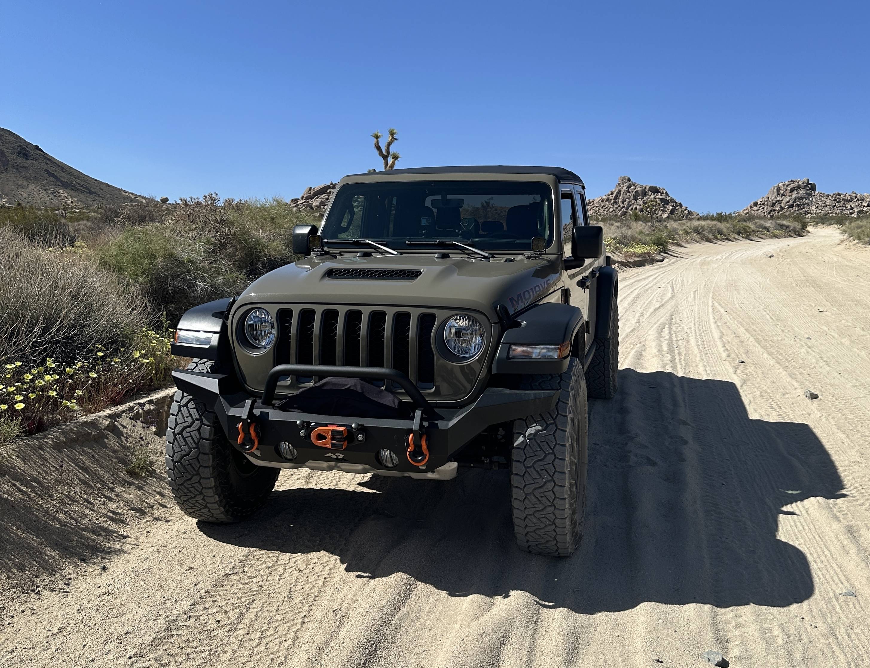 Jeep Gladiator Mojave Front Bumper Options IMG_8592