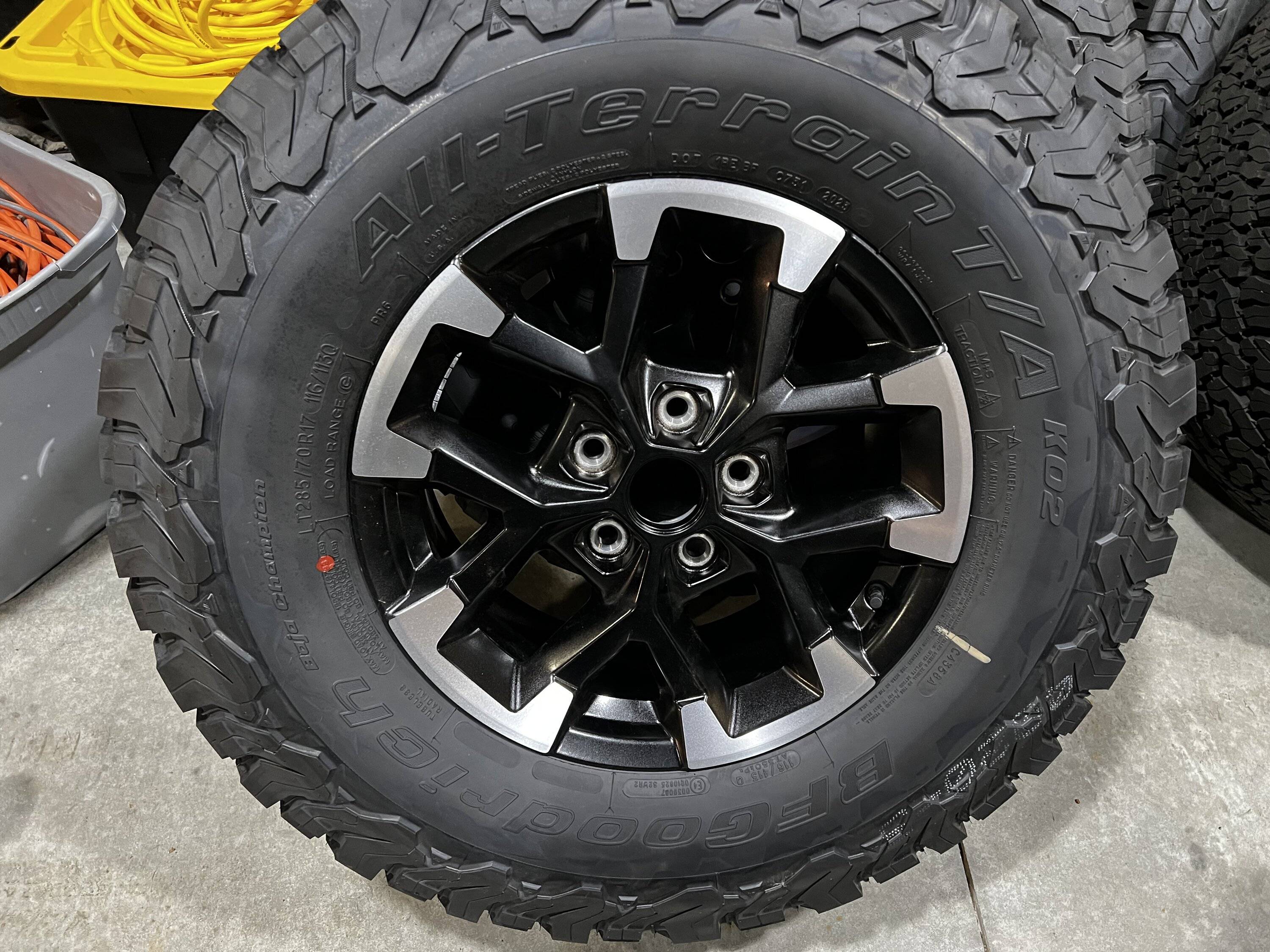 Jeep Gladiator WTB- Rubicon Take Offs 2024 Jeep Wrangler Rubicon EV Spare Wheel and Tire 