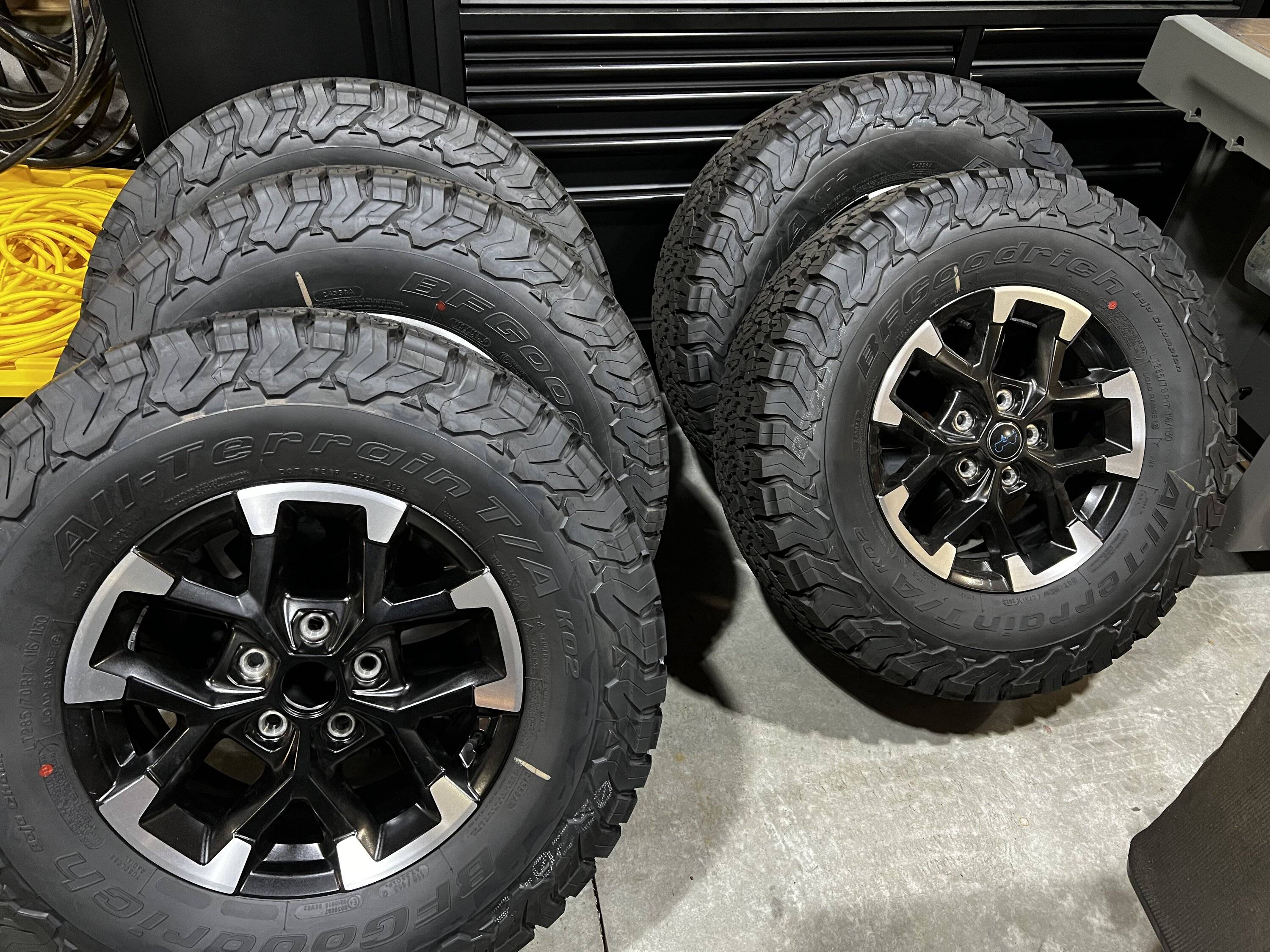 Jeep Gladiator WTB- Rubicon Take Offs 2024 Jeep Wrangler Rubicon EV Wheels and Tires A