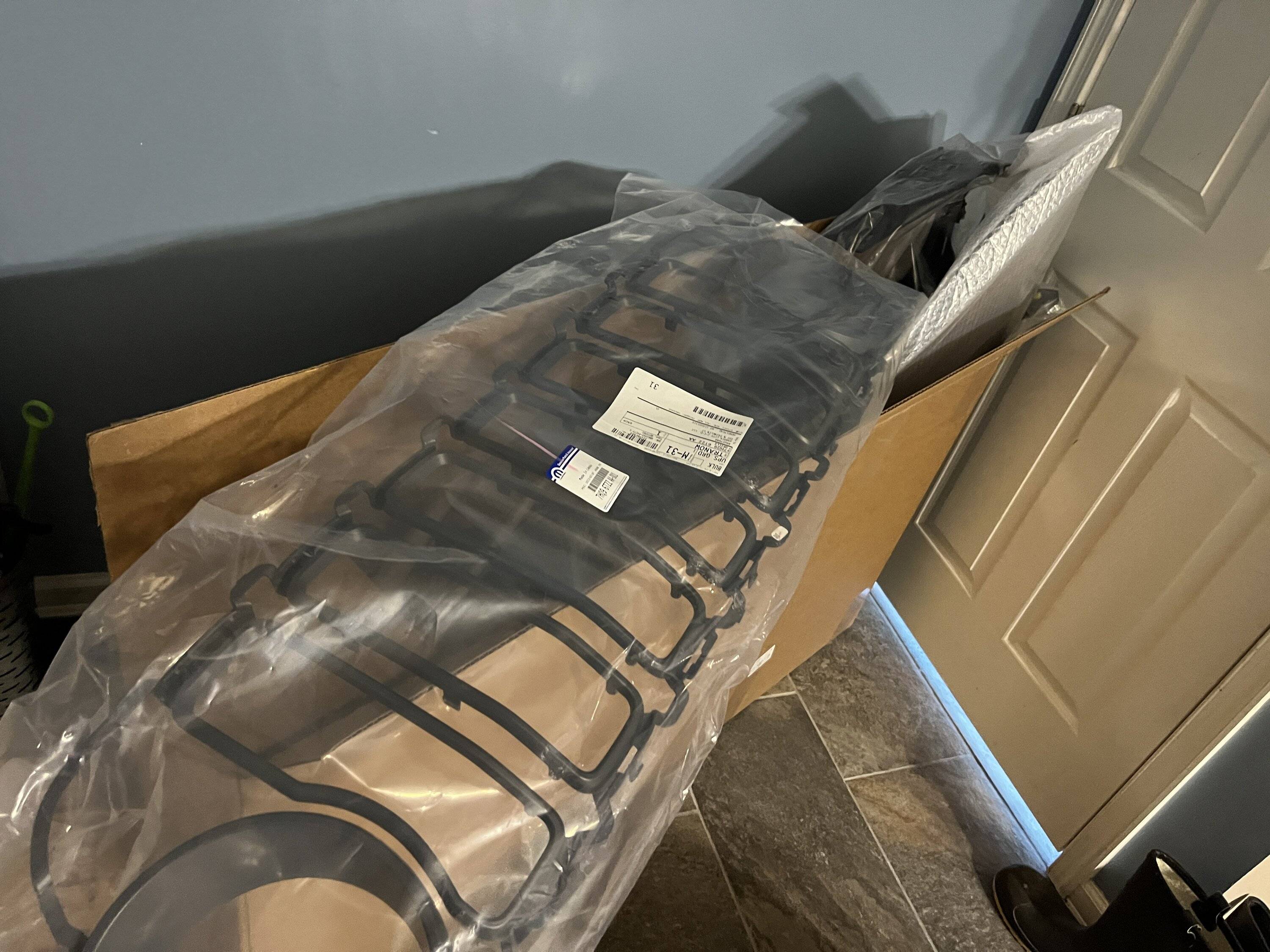 Jeep Gladiator Part out sale! UPDATED on 13 Jan with New items IMG_2754