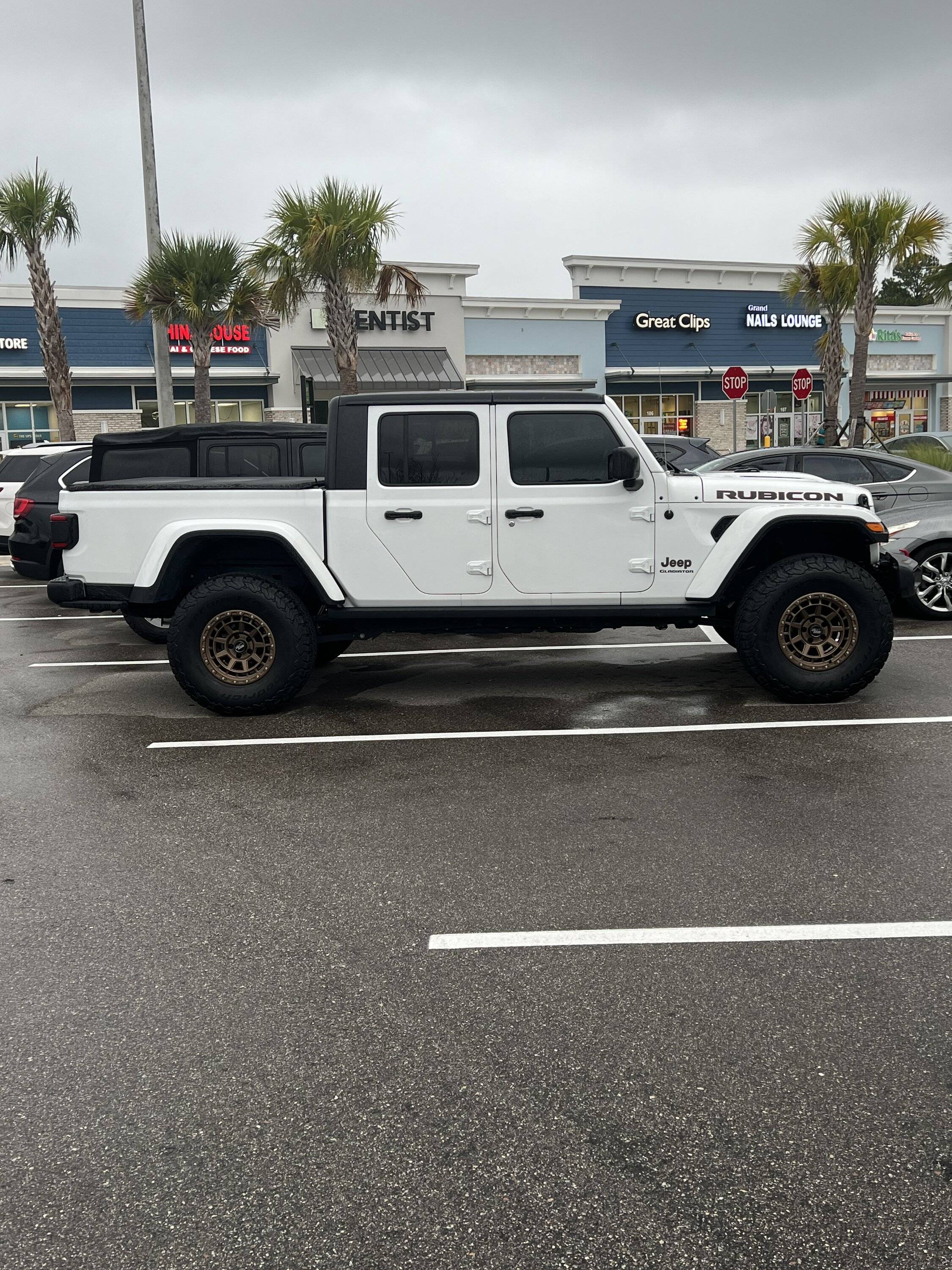 Jeep Gladiator Rocktrix RT112 wheel in a -12 or +12 offset? IMG_3350
