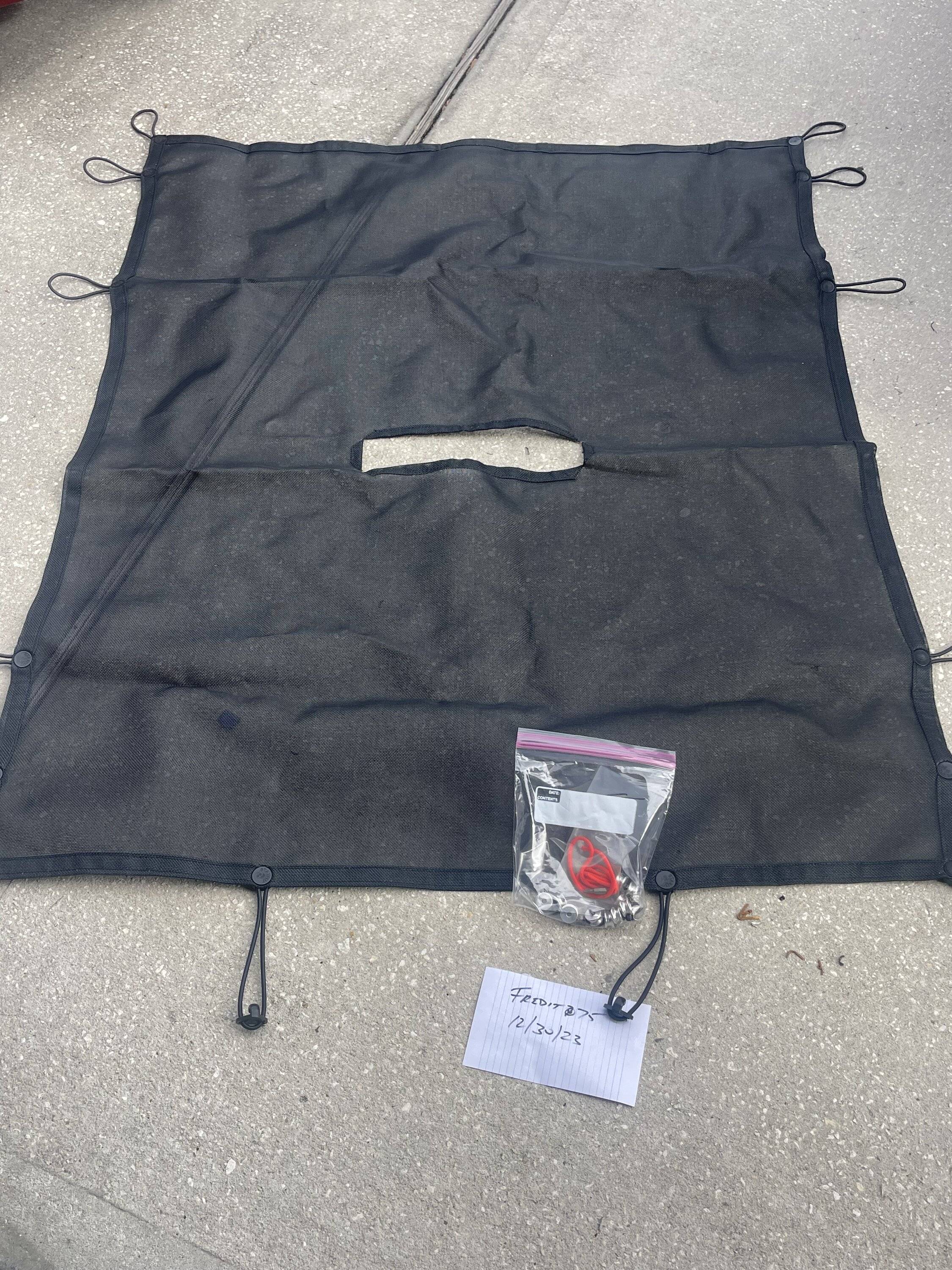 Jeep Gladiator Spiderweb shade tempImage90BJ8K