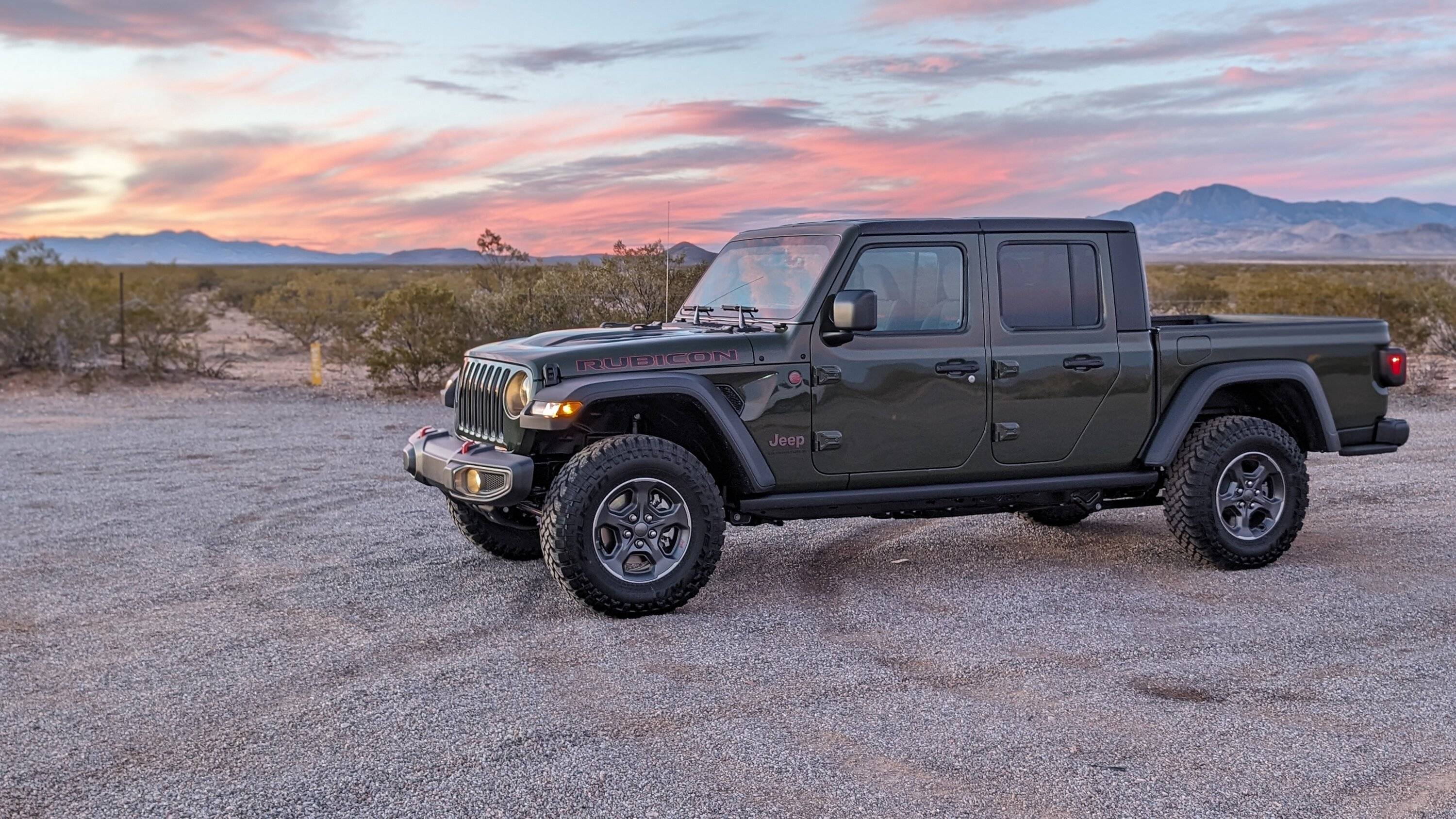 Jeep Gladiator Any rumor on MSRP discounts for December? PXL_20231231_002028054.PORTRAIT