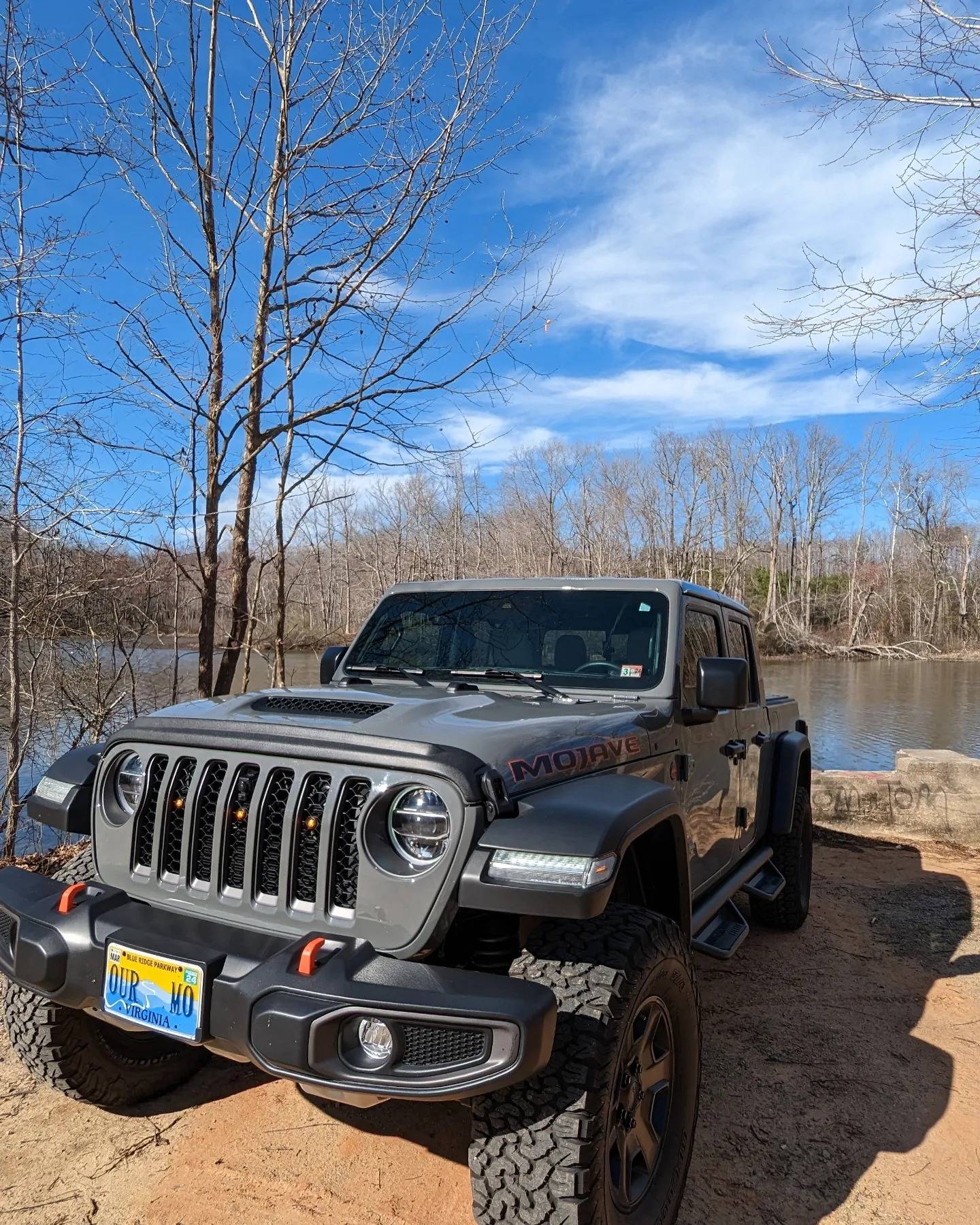 Jeep Gladiator What's In Your 2023 Rearview? 336160768_1409504159803134_6943606139999884293_n