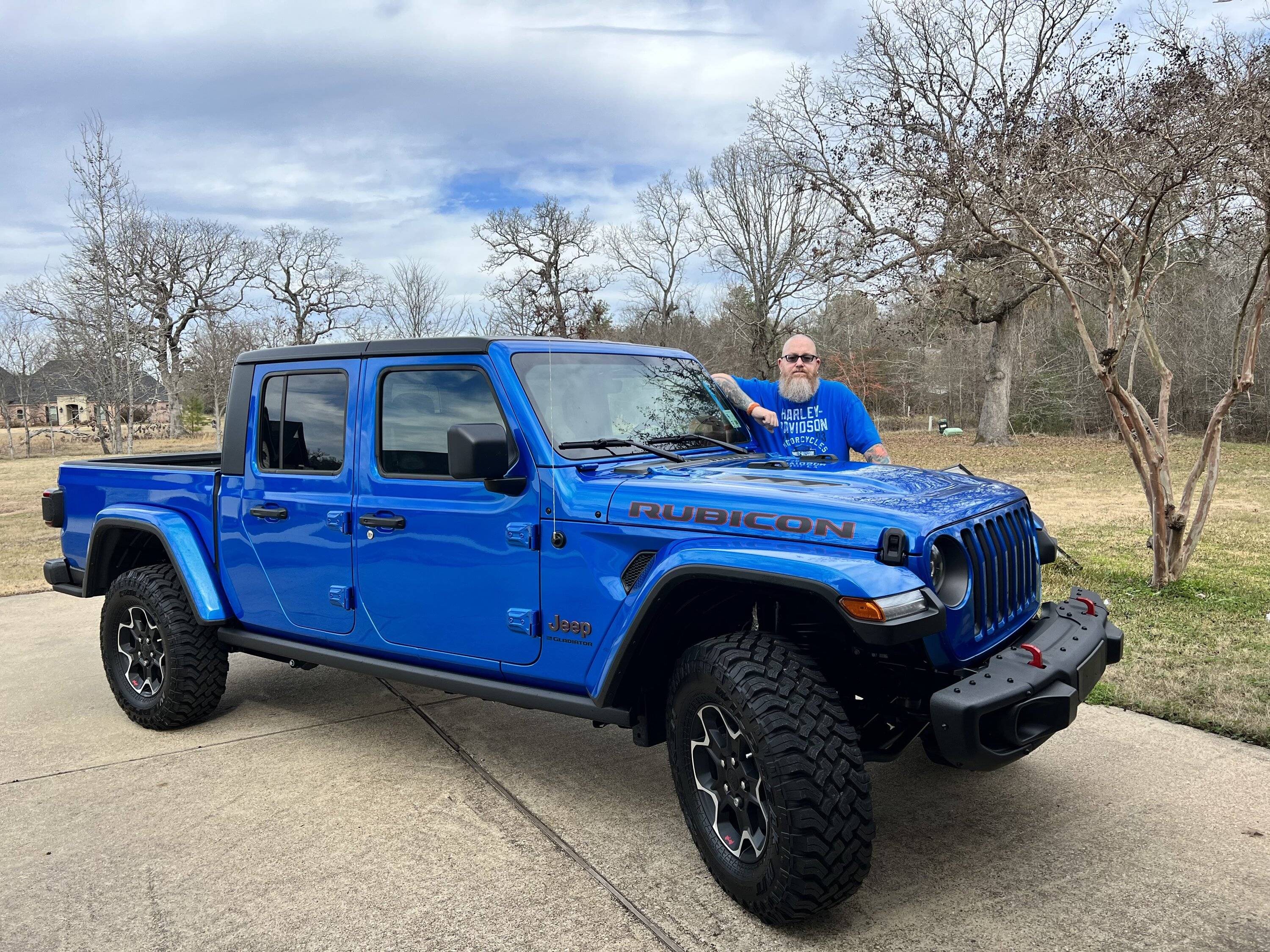 Jeep Gladiator HYDRO BLUE PEARL Gladiator JT Club IMG_4376