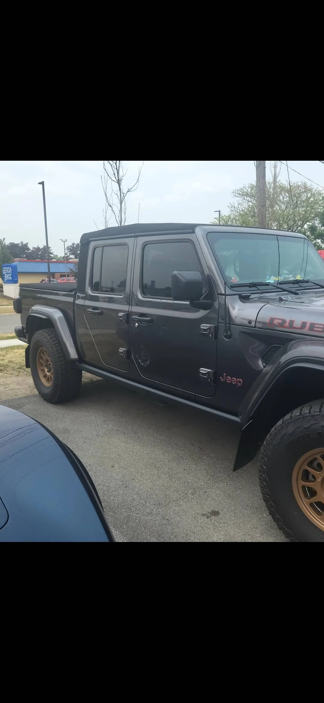 Jeep Gladiator Mud flaps that fit Extreme Recon flares  w/ picts . Screenshot_20240101_093204_Gallery