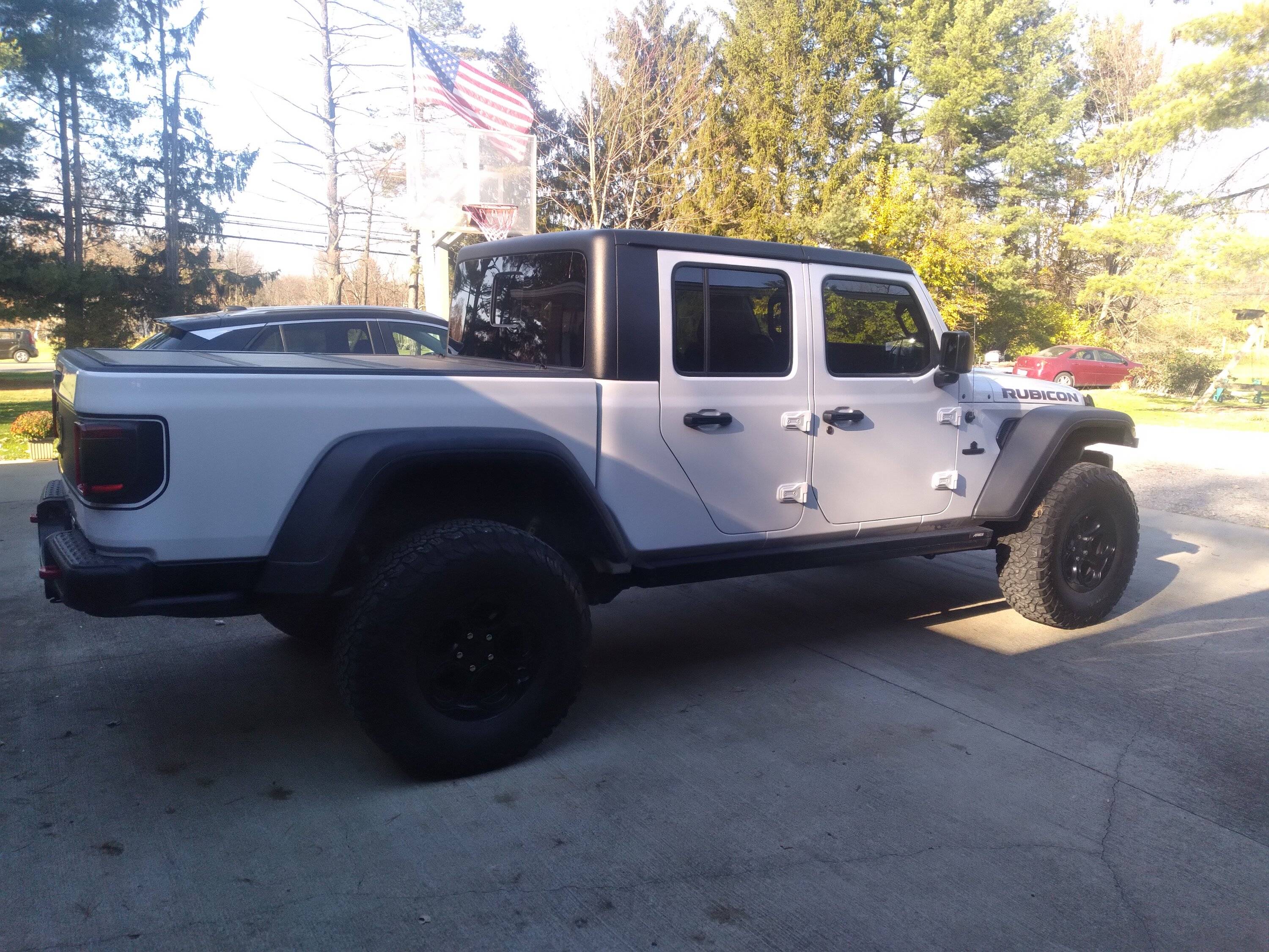 Jeep Gladiator 37’s. I’m about to pull the trigger 20231110_143426