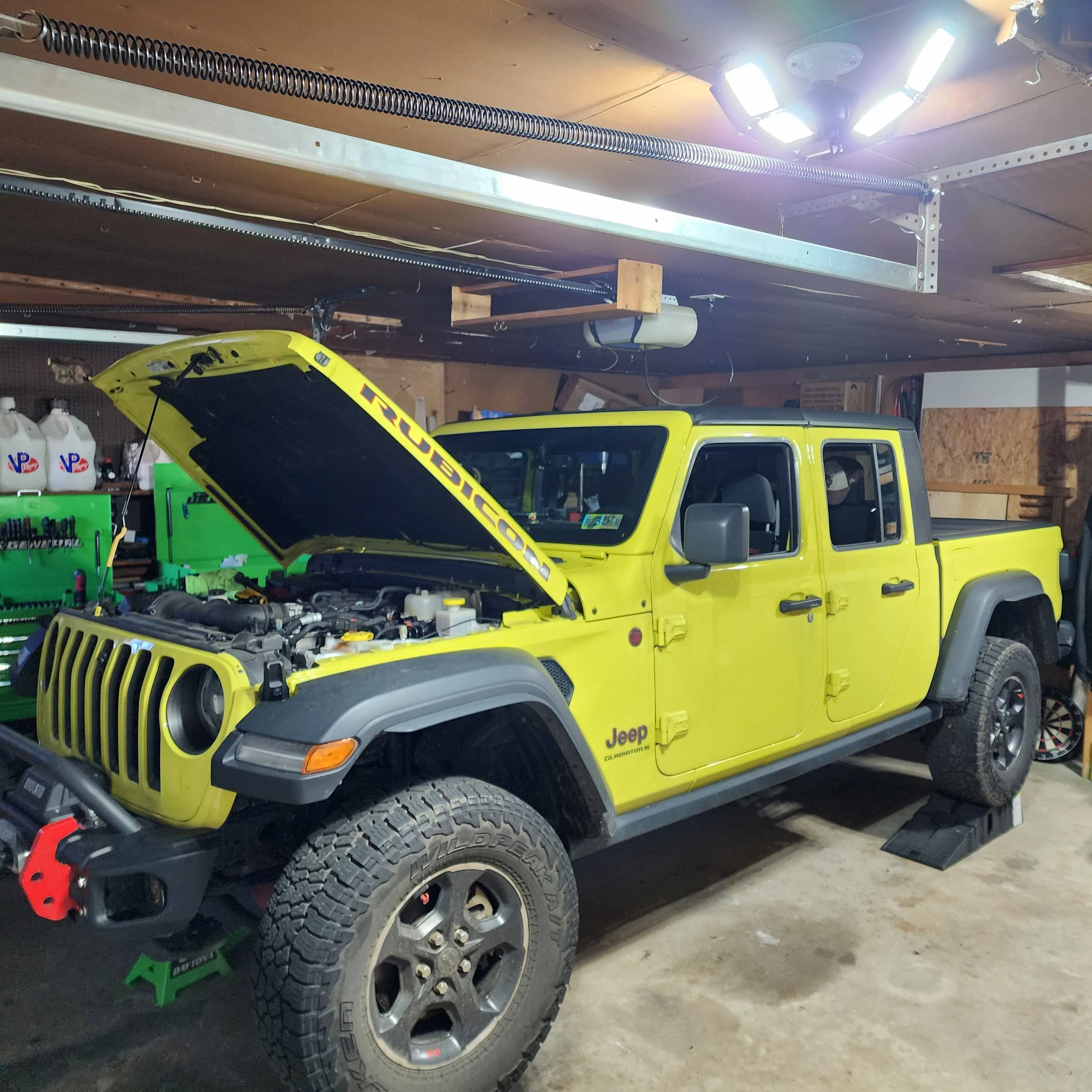 Jeep Gladiator HIGH VELOCITY YELLOW Gladiator JT Club 1000007942