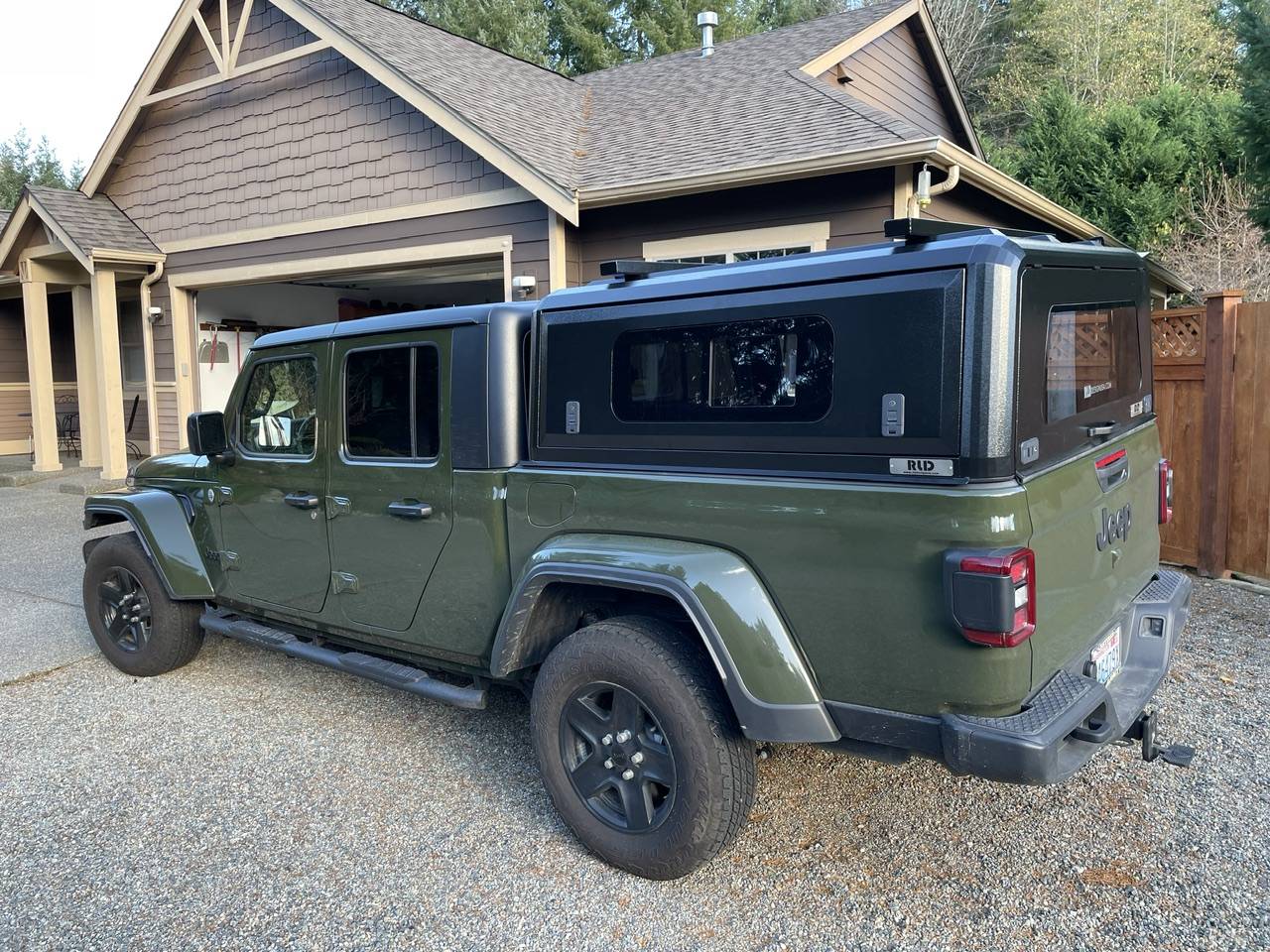 Jeep Gladiator Recommendation for Topper? IMG_2047